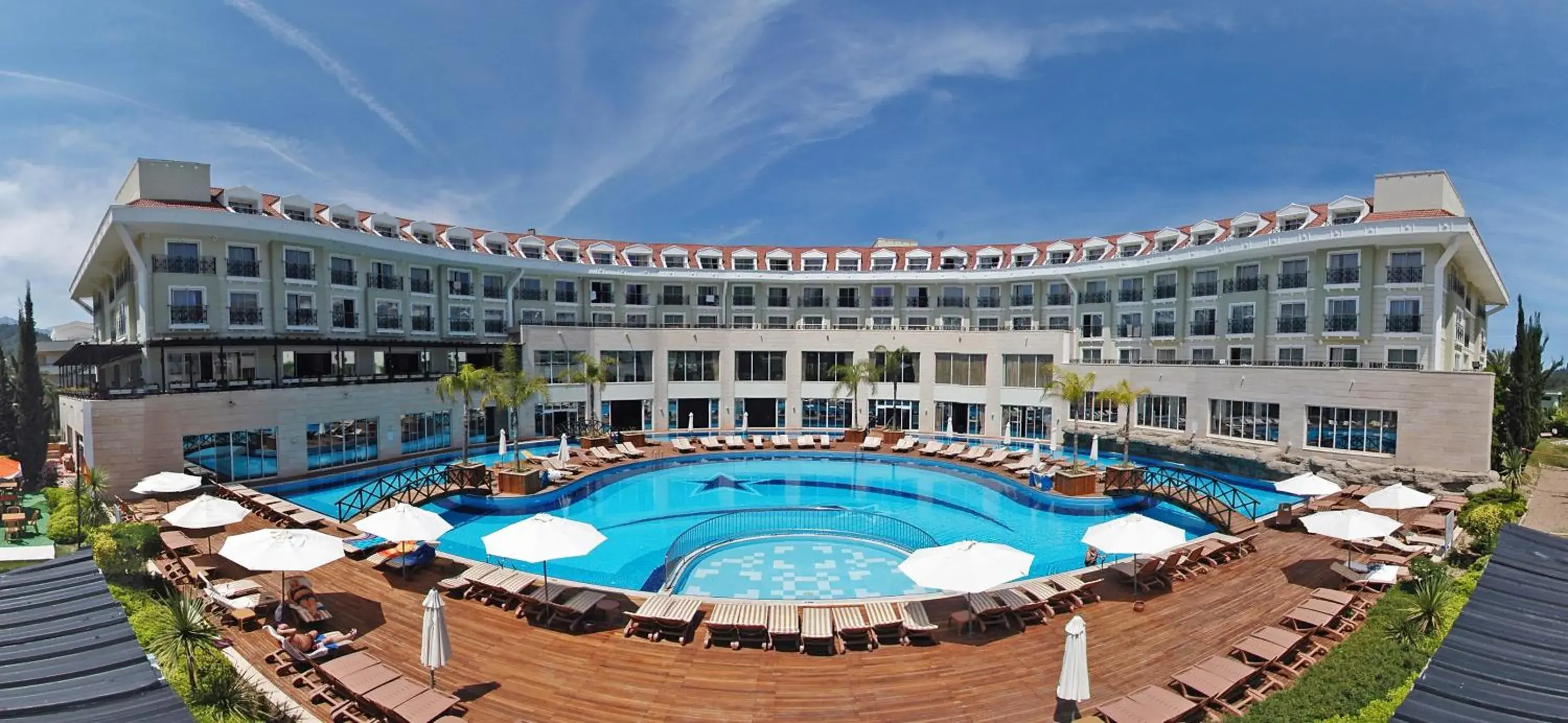 Facade/entrance, Pool View in Meder Resort Hotel - Ultra All Inclusive