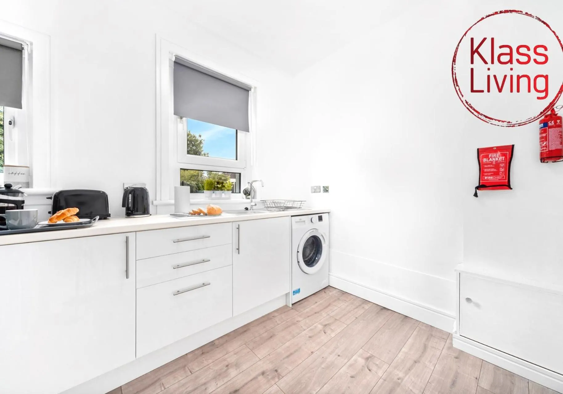 Coffee/tea facilities in Sanderson Apartment by Klass Living Uddingston