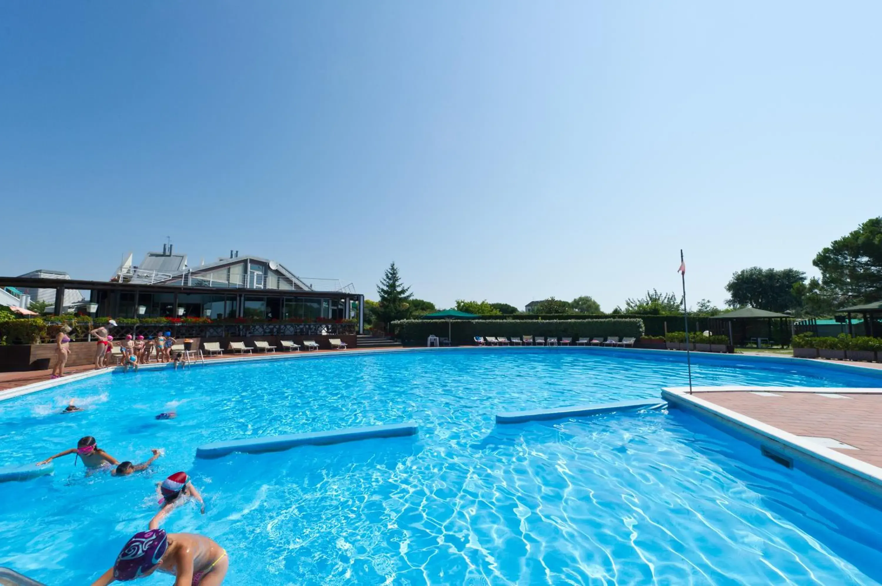 Pool view in Ca' Del Moro Pool view in Ca' Del Moro