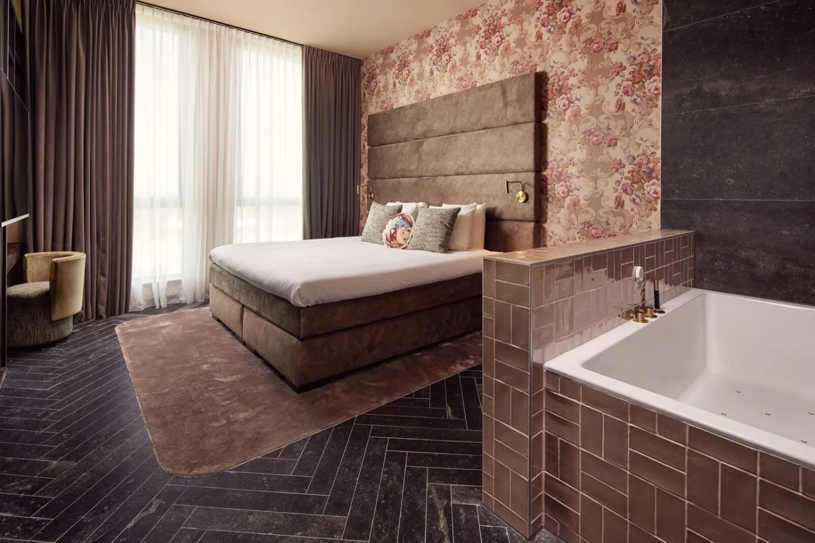 Bedroom, Bed in Van der Valk Hotel Gorinchem
