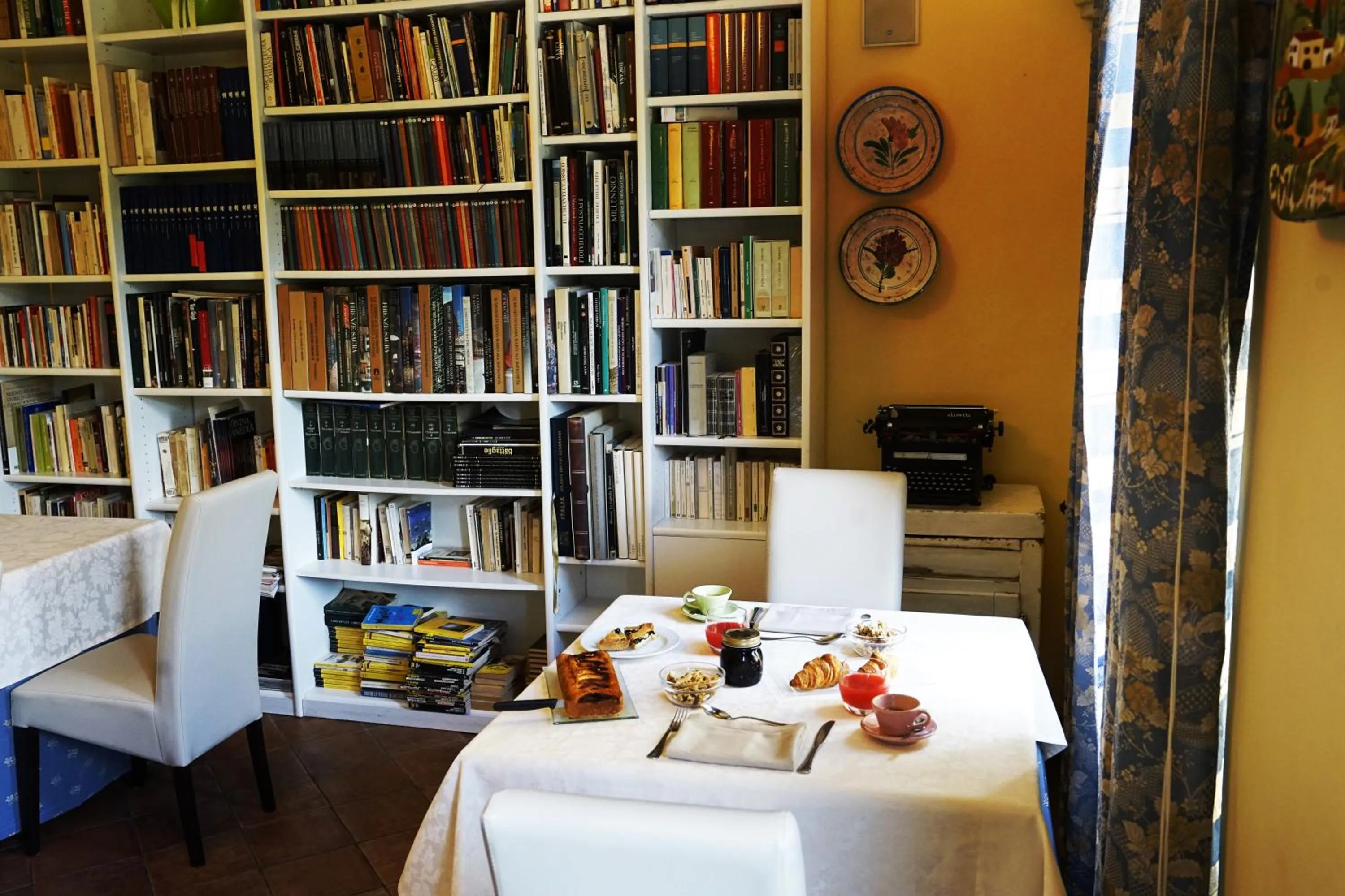 Library in Borgo I Tre Baroni - Spa Suites & Resort