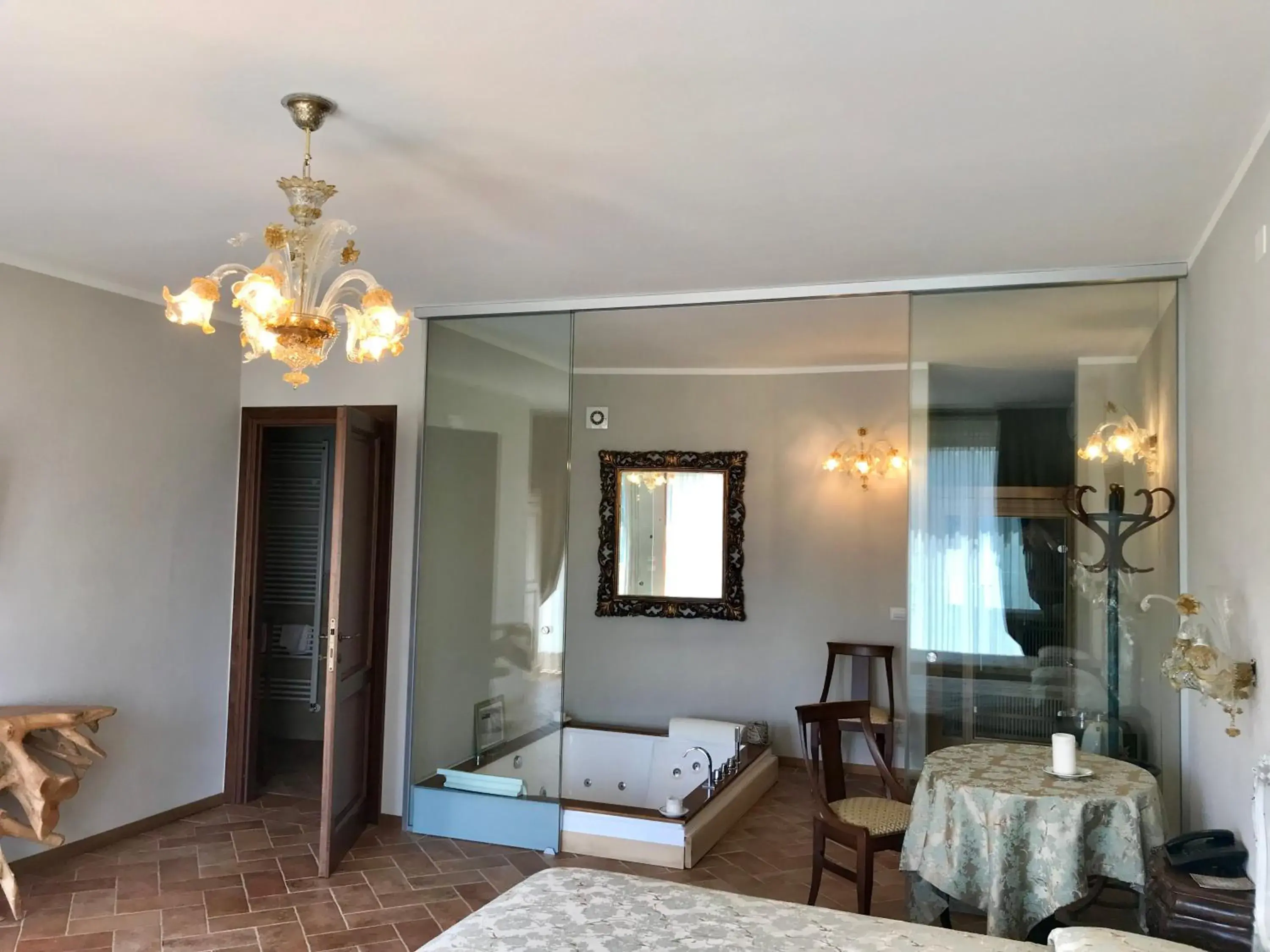 King Suite with Spa Bath in Borgo I Tre Baroni - Spa Suites & Resort King Suite with Spa Bath in Borgo I Tre Baroni - Spa Suites & Resort