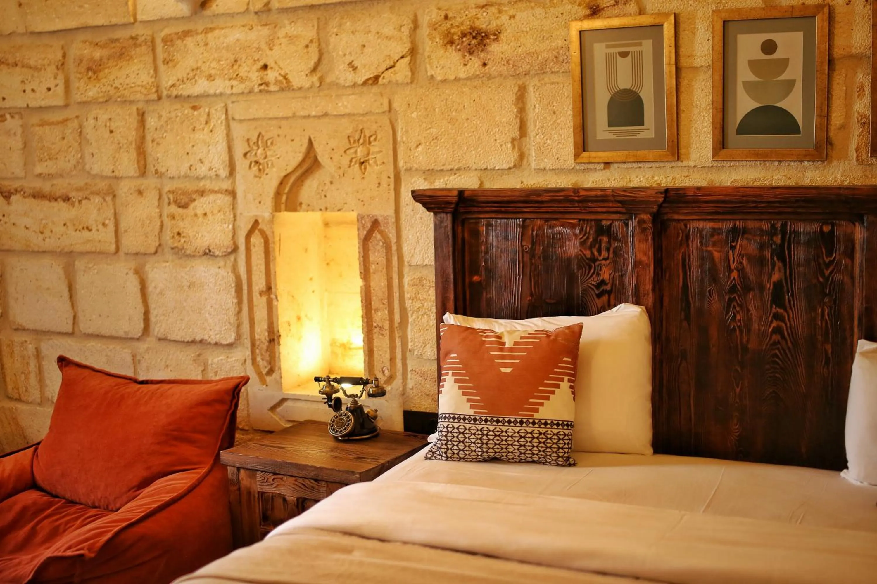 Decorative detail, Bed in Nujel'm Cappadocia