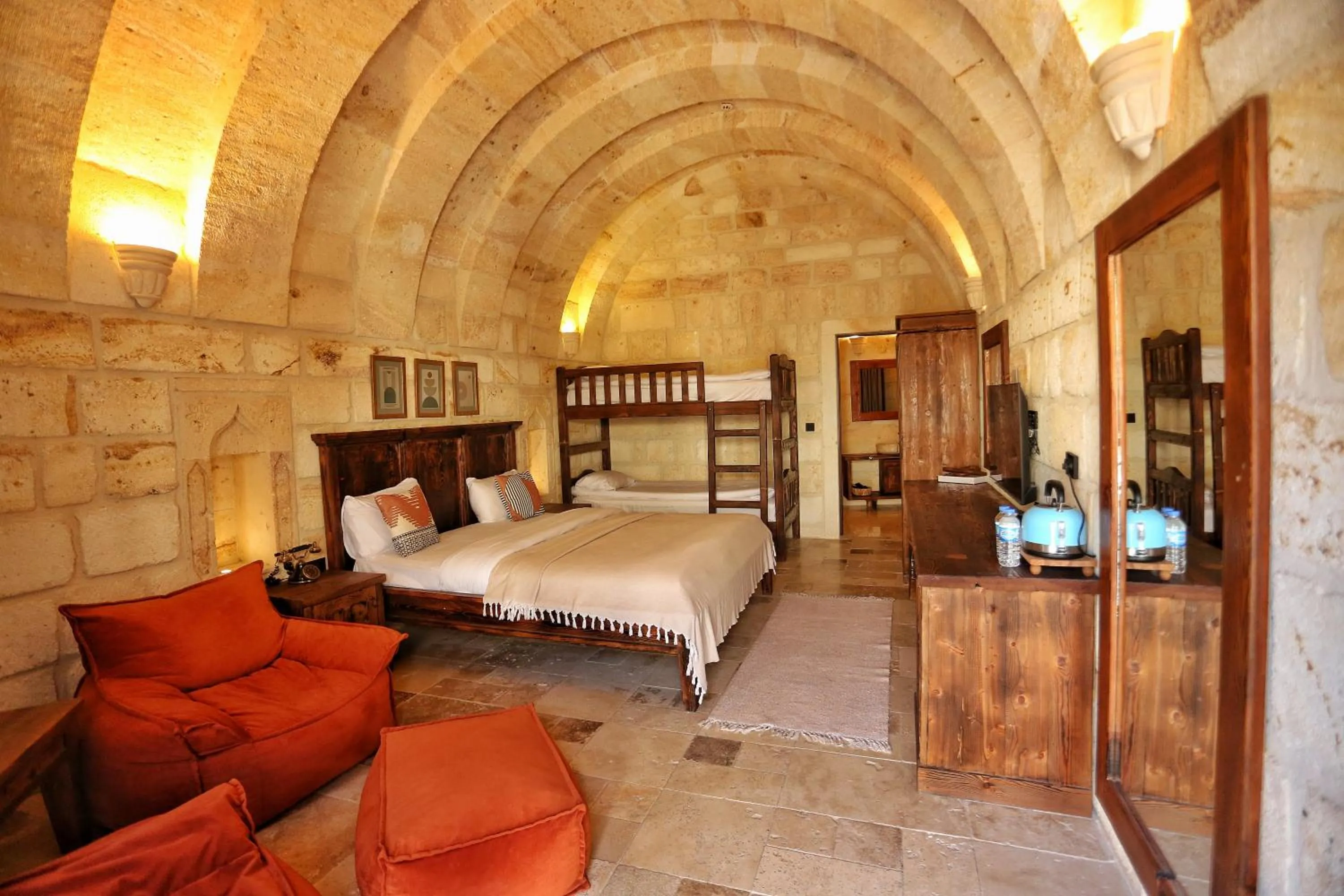 Bed in Nujel'm Cappadocia