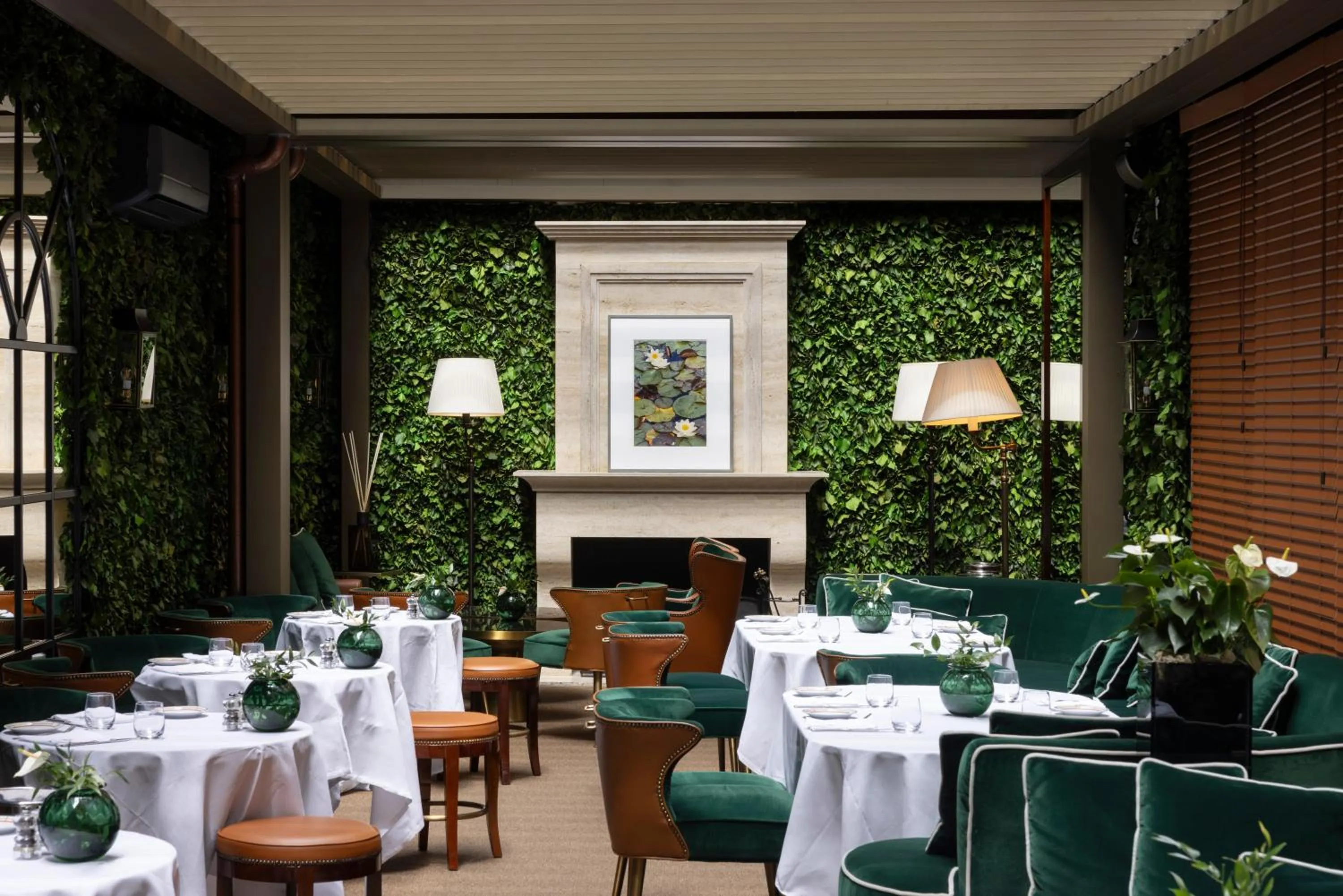 Restaurant/places to eat in Casa Cipriani Milano