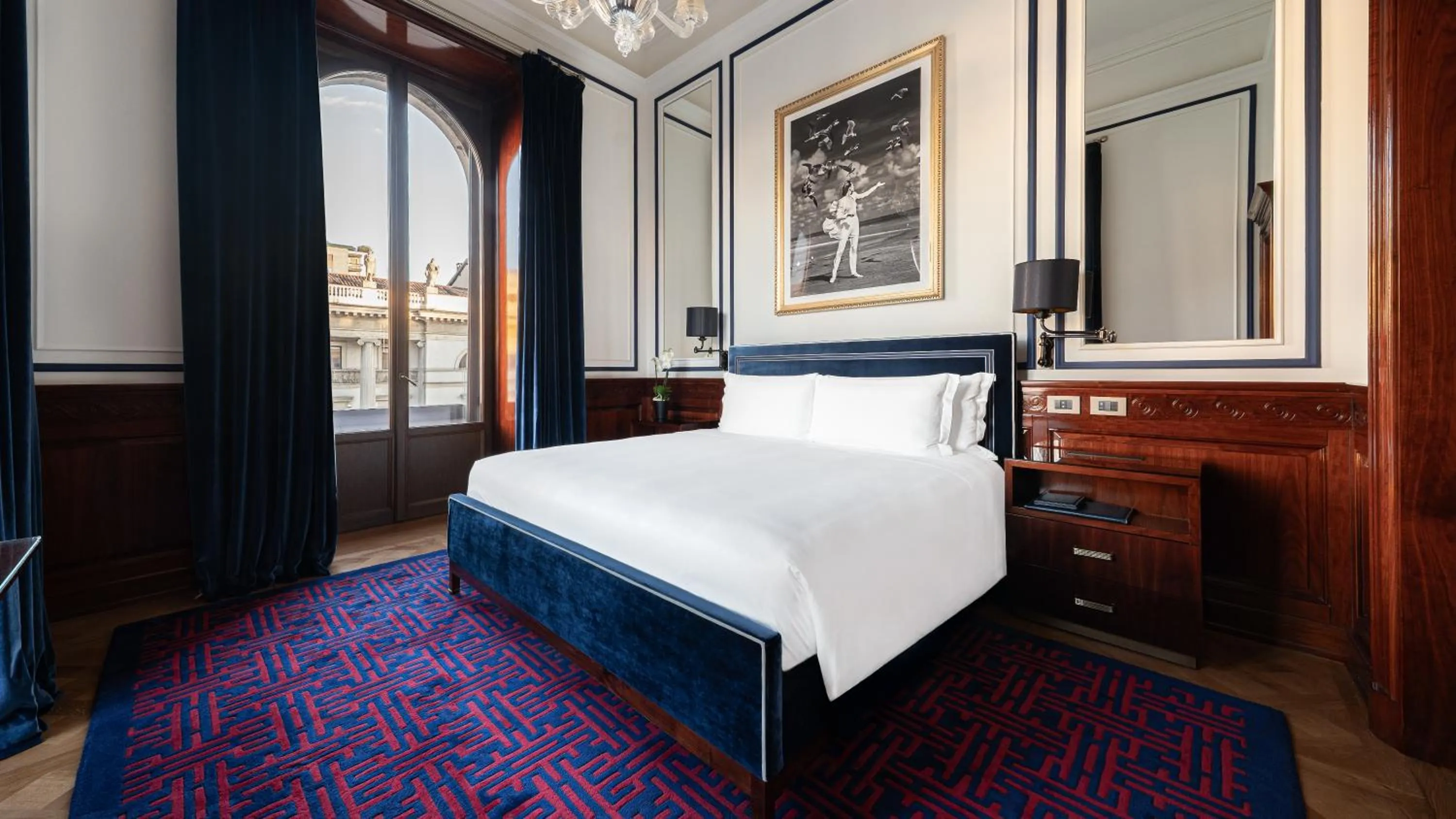 View (from property/room), Bed in Casa Cipriani Milano