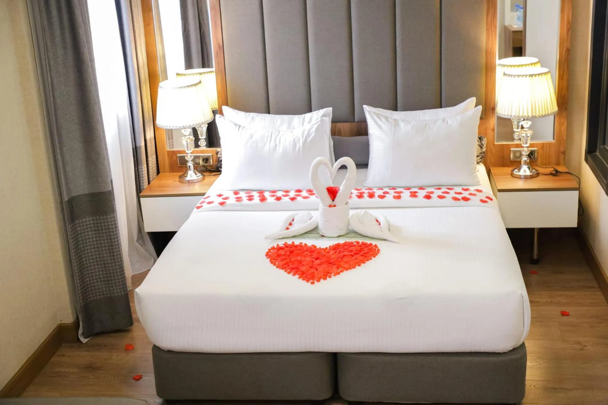 Bedroom, Bed in UNITED HOTEL INTERNATIONAL