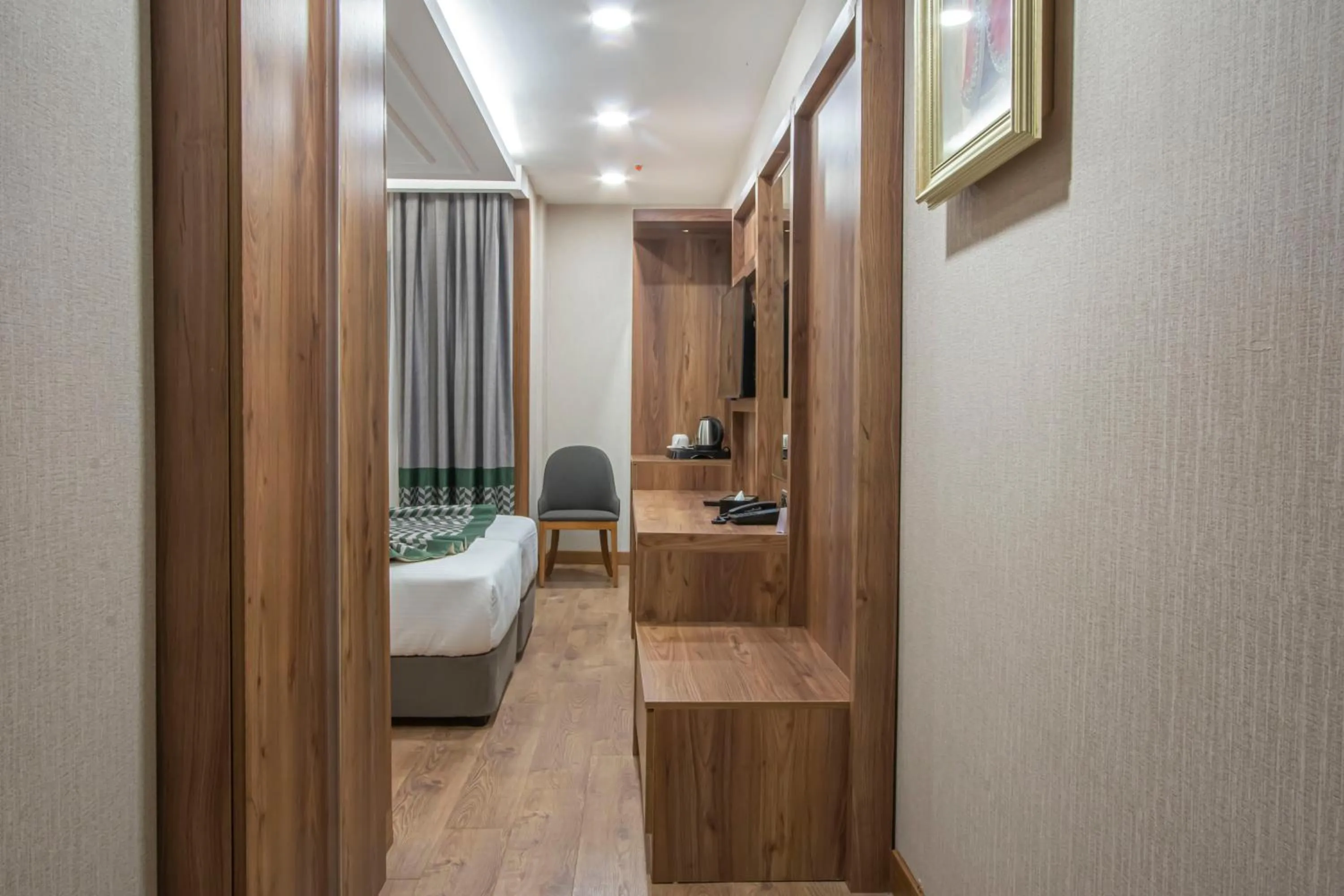 Bedroom, Bed in UNITED HOTEL INTERNATIONAL