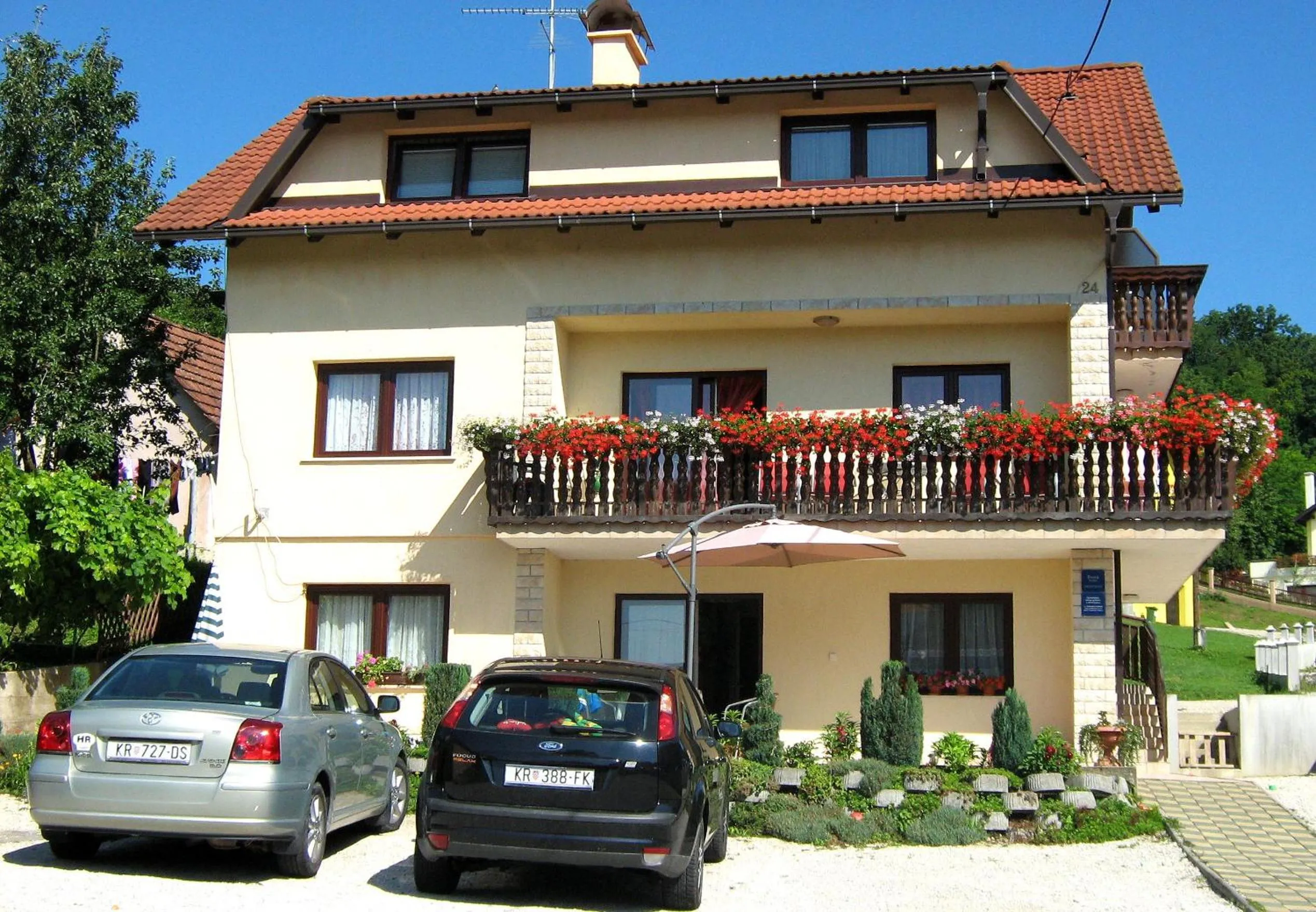 Apartmani i sobe Đurđan