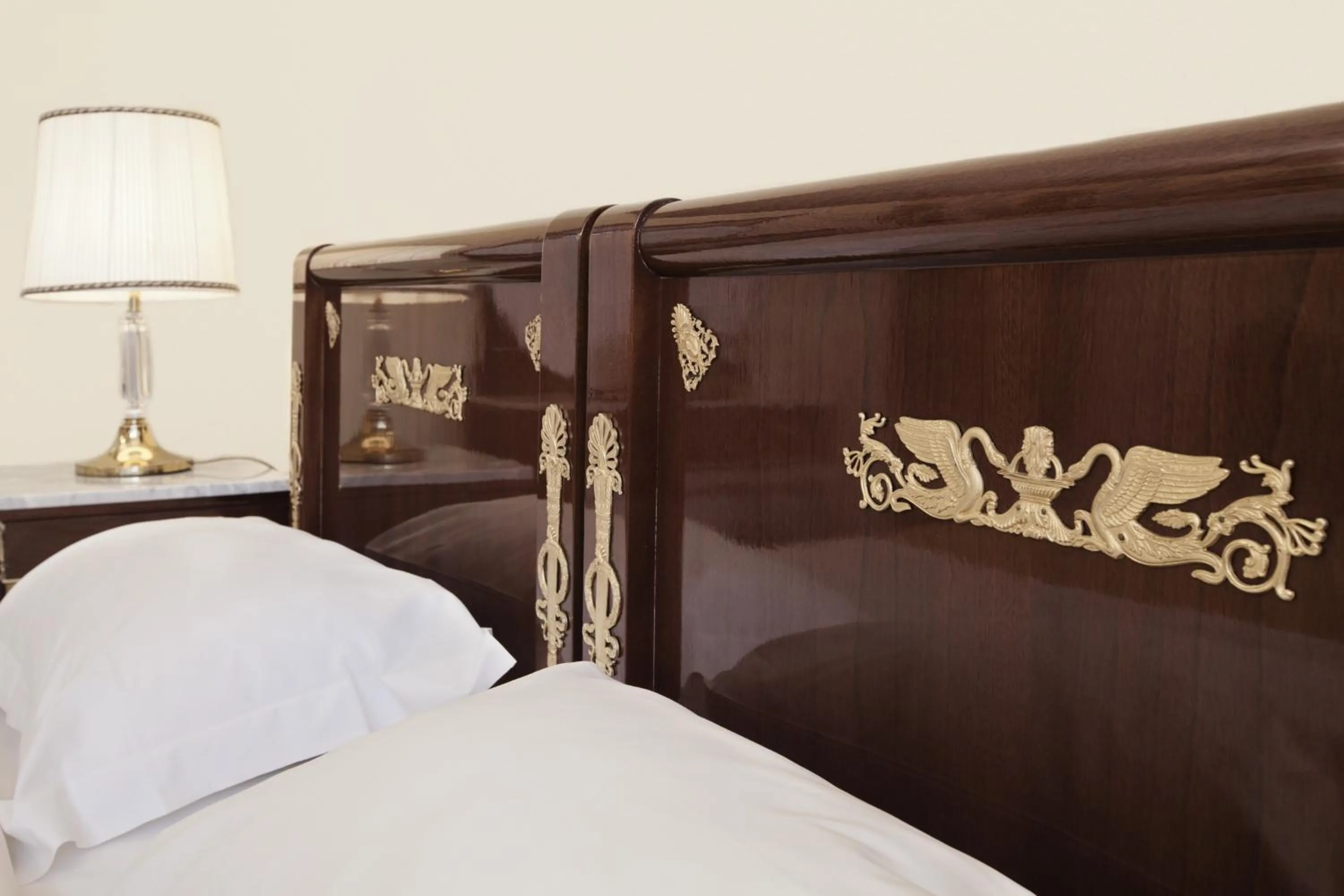 Decorative detail, Bed in Ca' Bragadin e Carabba