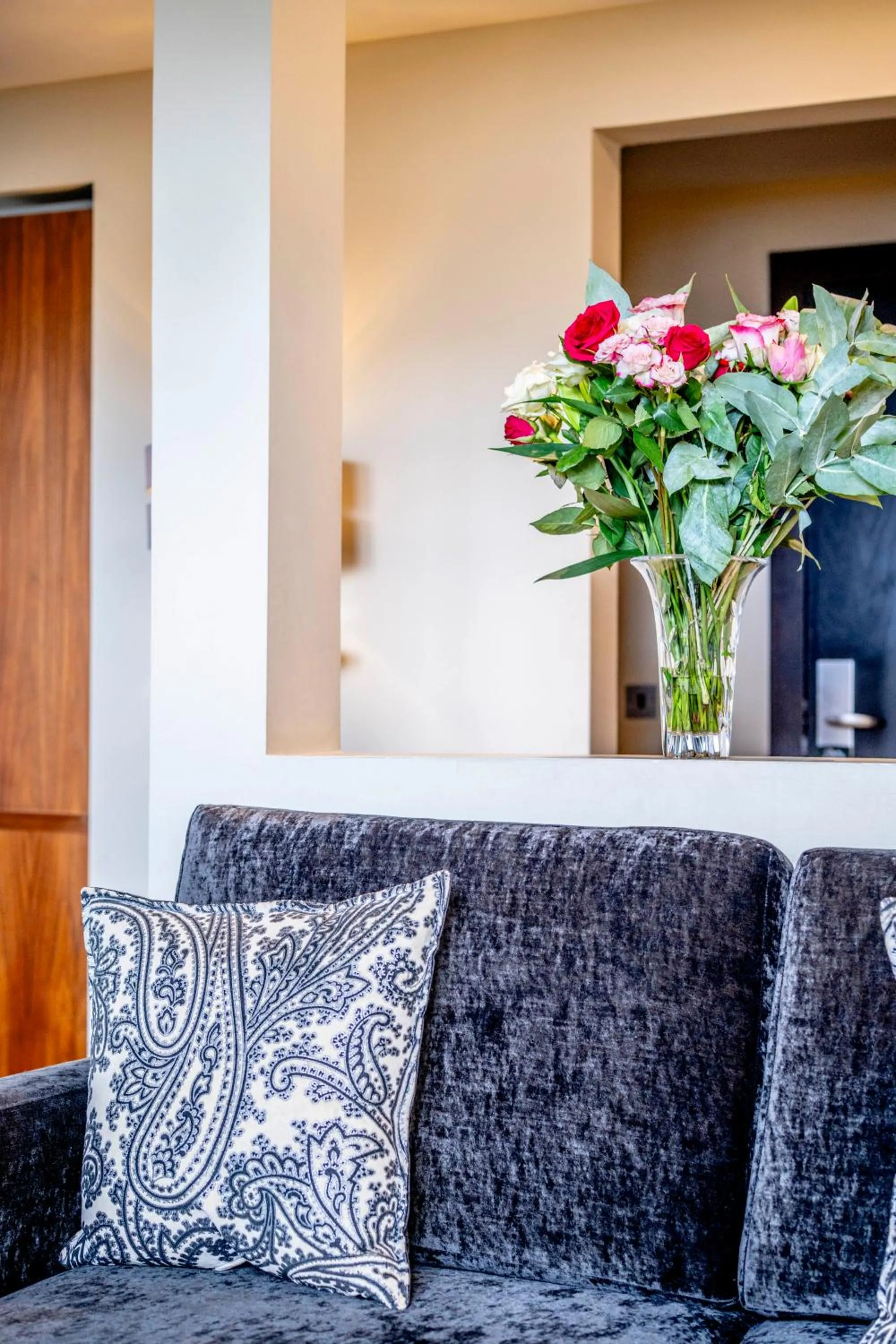 Seating area in Colessio