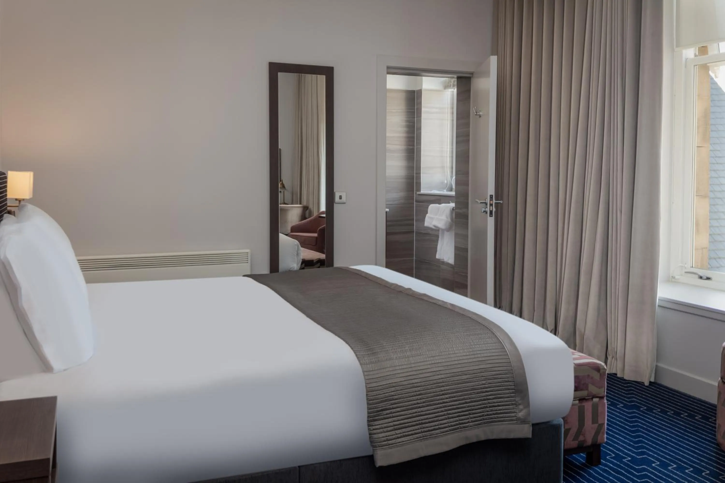 Bedroom, Bed in Colessio