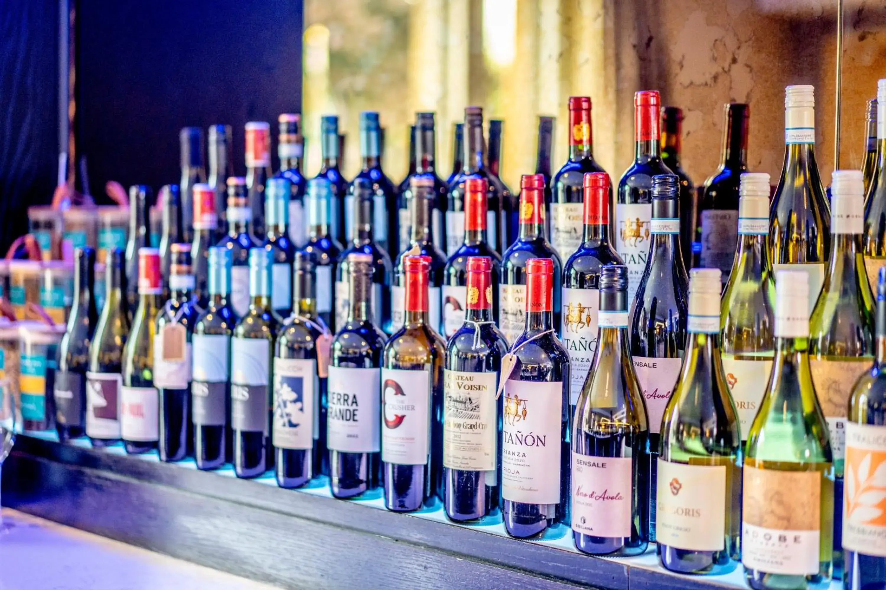 Lounge or bar in Colessio Lounge or bar in Colessio