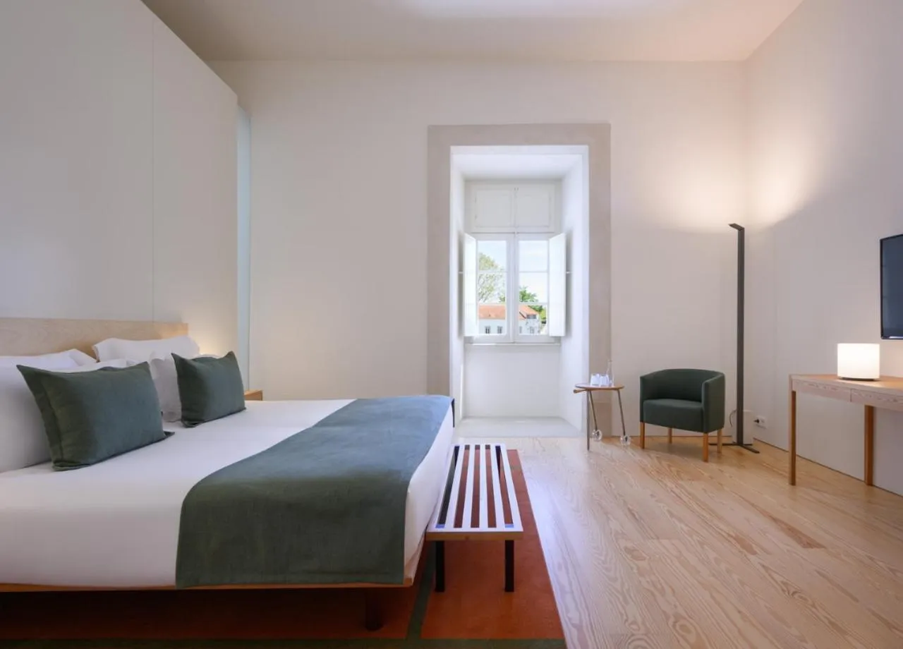 Bed in Montebelo Mosteiro de Alcobaça Historic Hotel