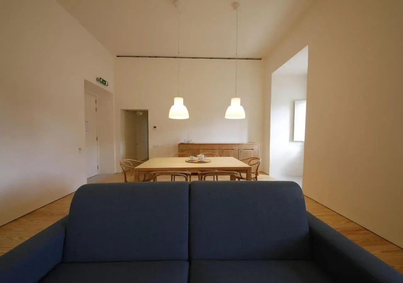 Living room in Montebelo Mosteiro de Alcobaça Historic Hotel Living room in Montebelo Mosteiro de Alcobaça Historic Hotel