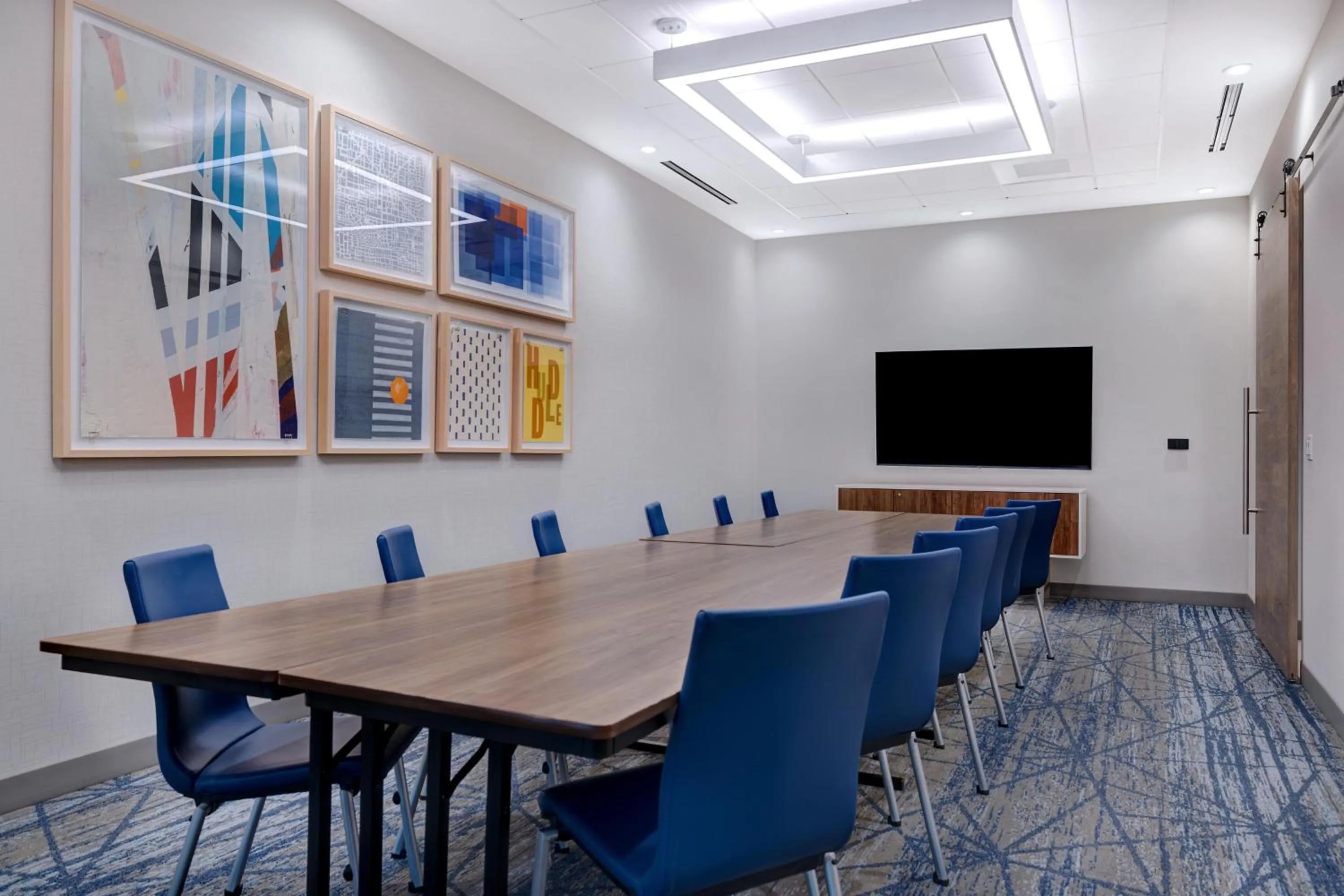 Meeting/conference room in Holiday Inn Express & Suites Ontario - Chino Hills by IHG