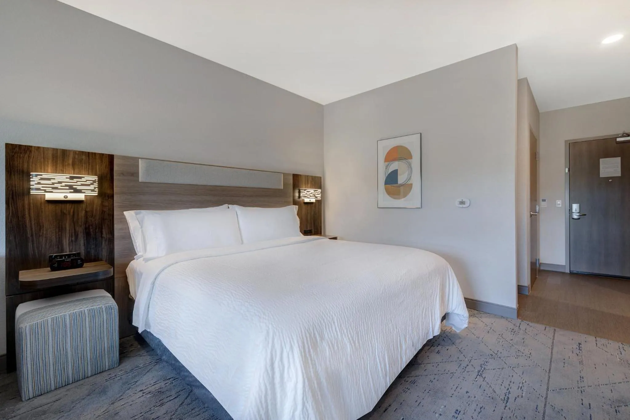 Photo of the whole room, Bed in Holiday Inn Express & Suites Ontario - Chino Hills by IHG