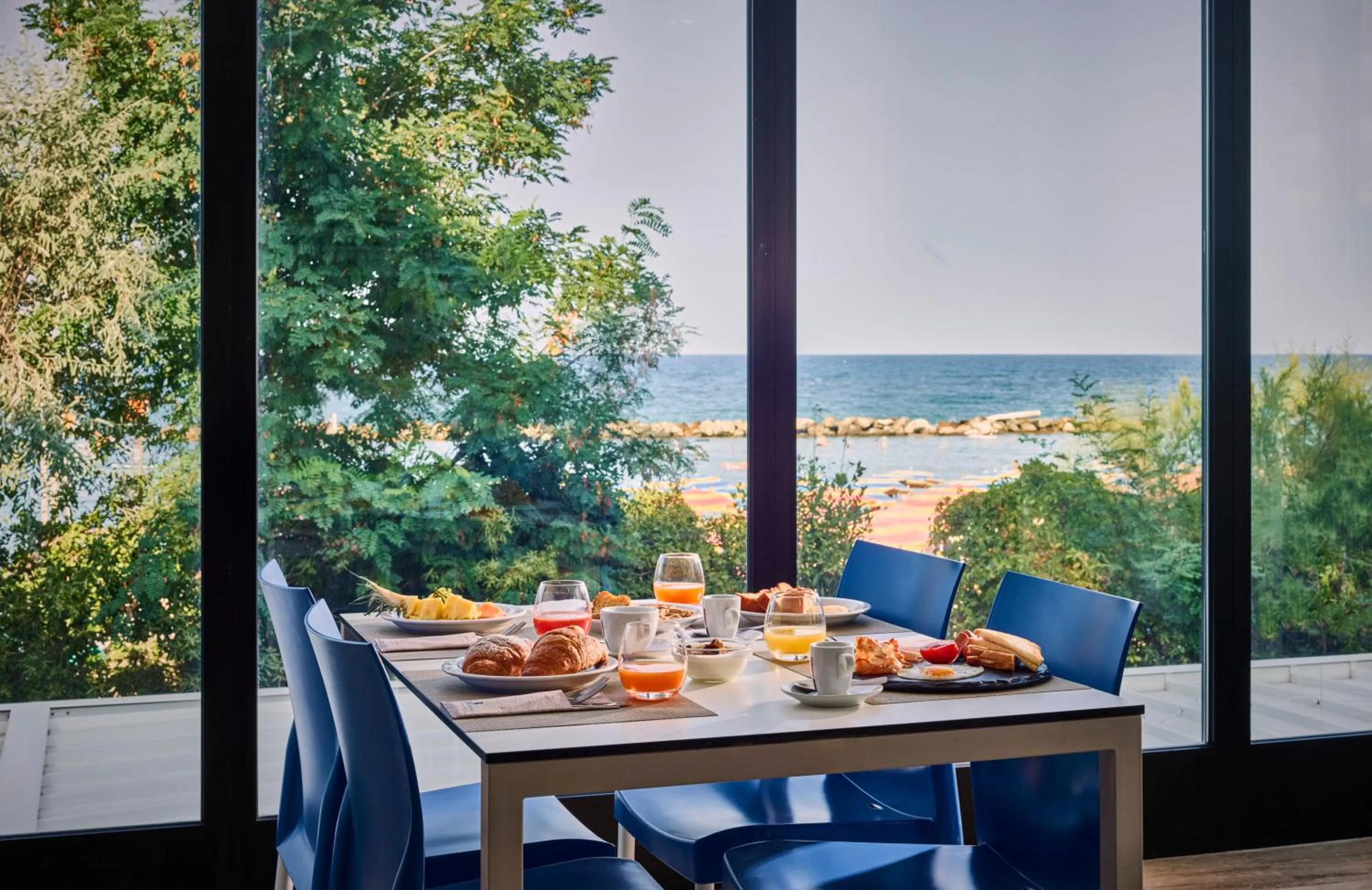 Food and drinks in Serena Majestic Hotel