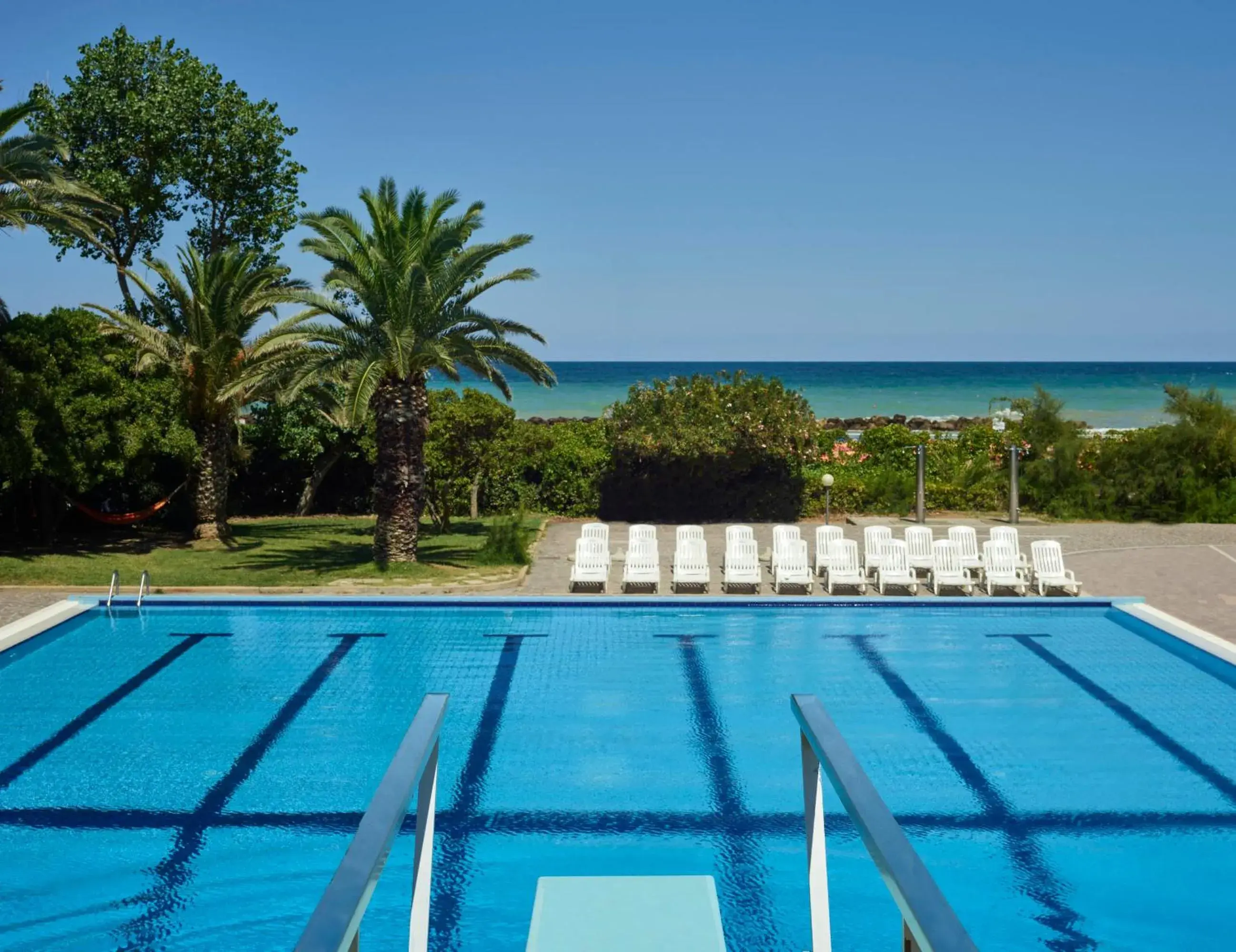 Swimming pool in Serena Majestic Hotel Swimming pool in Serena Majestic Hotel