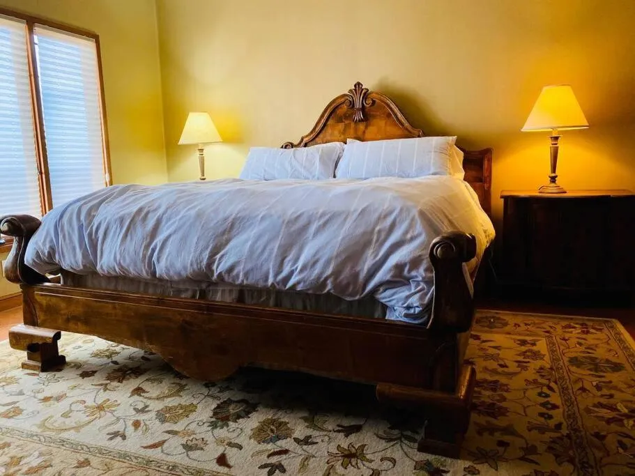 Bed in Sunrise Bliss Villa