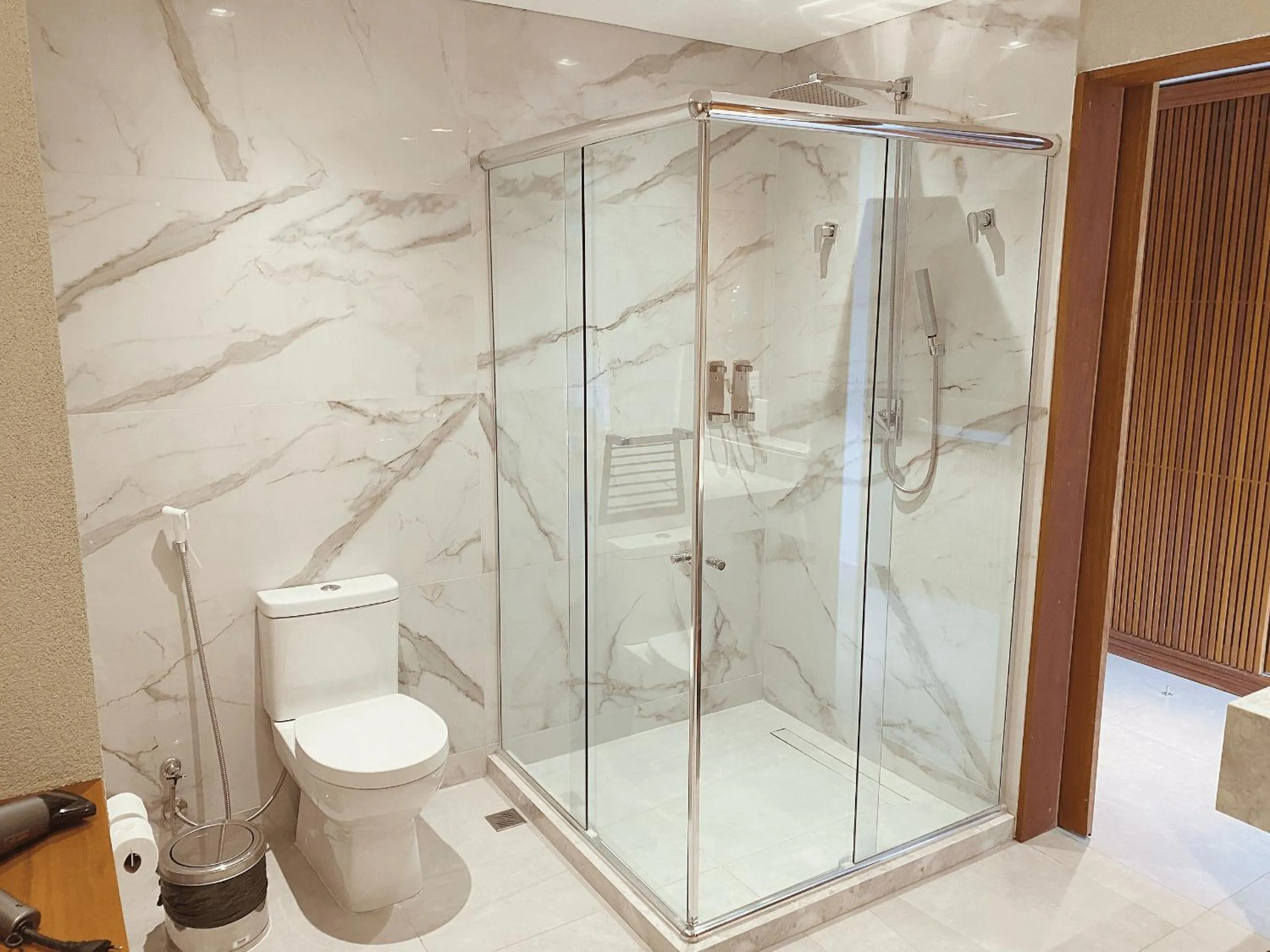 Toilet in Flat Île de Pipa Bali Vista Piscina - By Almare