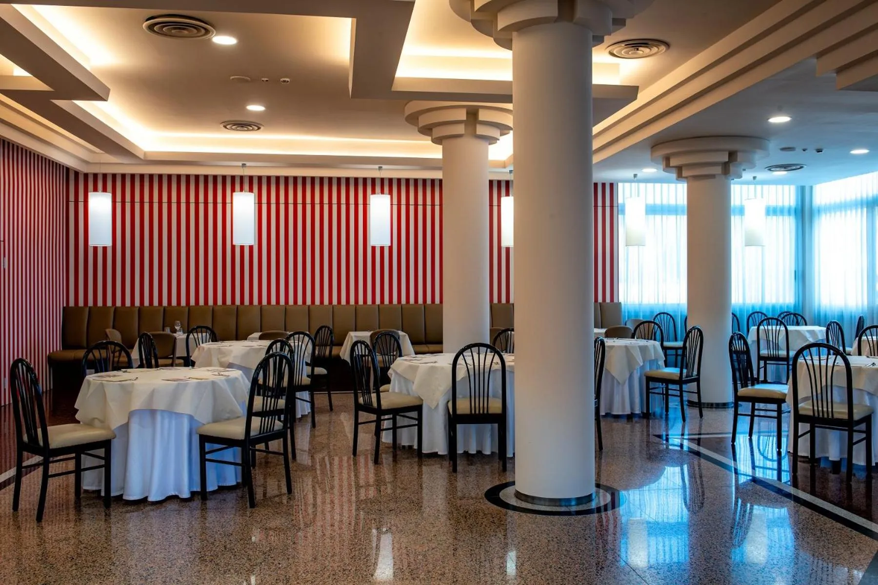 Restaurant/places to eat in Hotel Le Tegnue