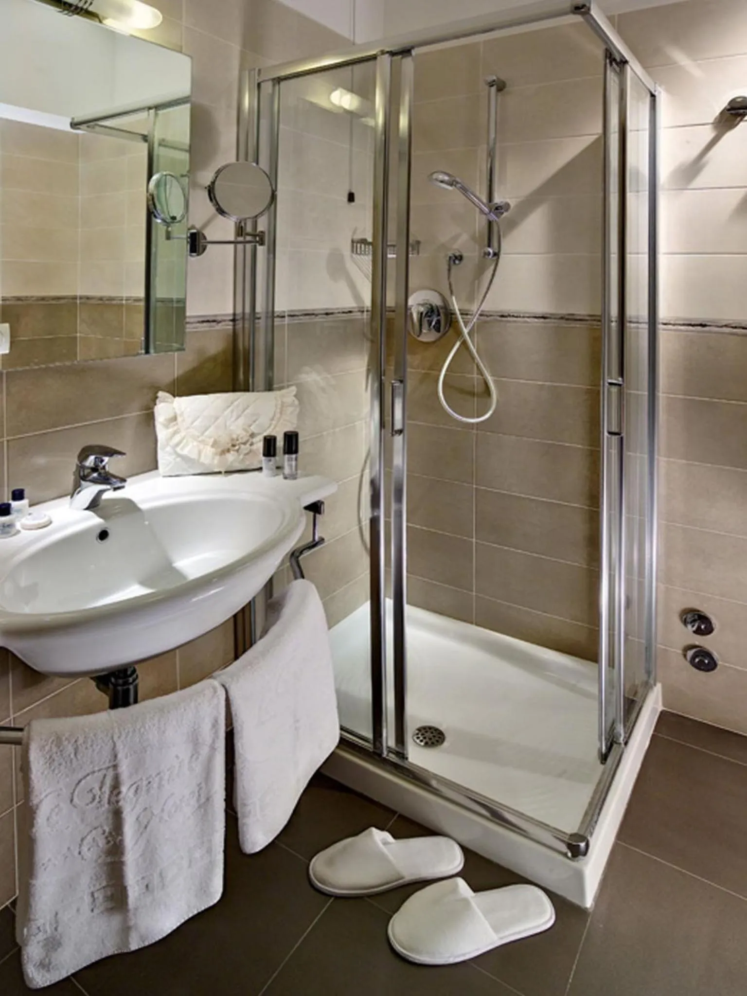 Bathroom in Hotel Le Tegnue