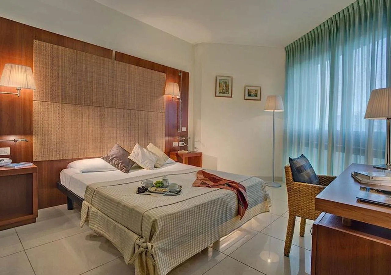 Bedroom, Bed in Hotel Le Tegnue