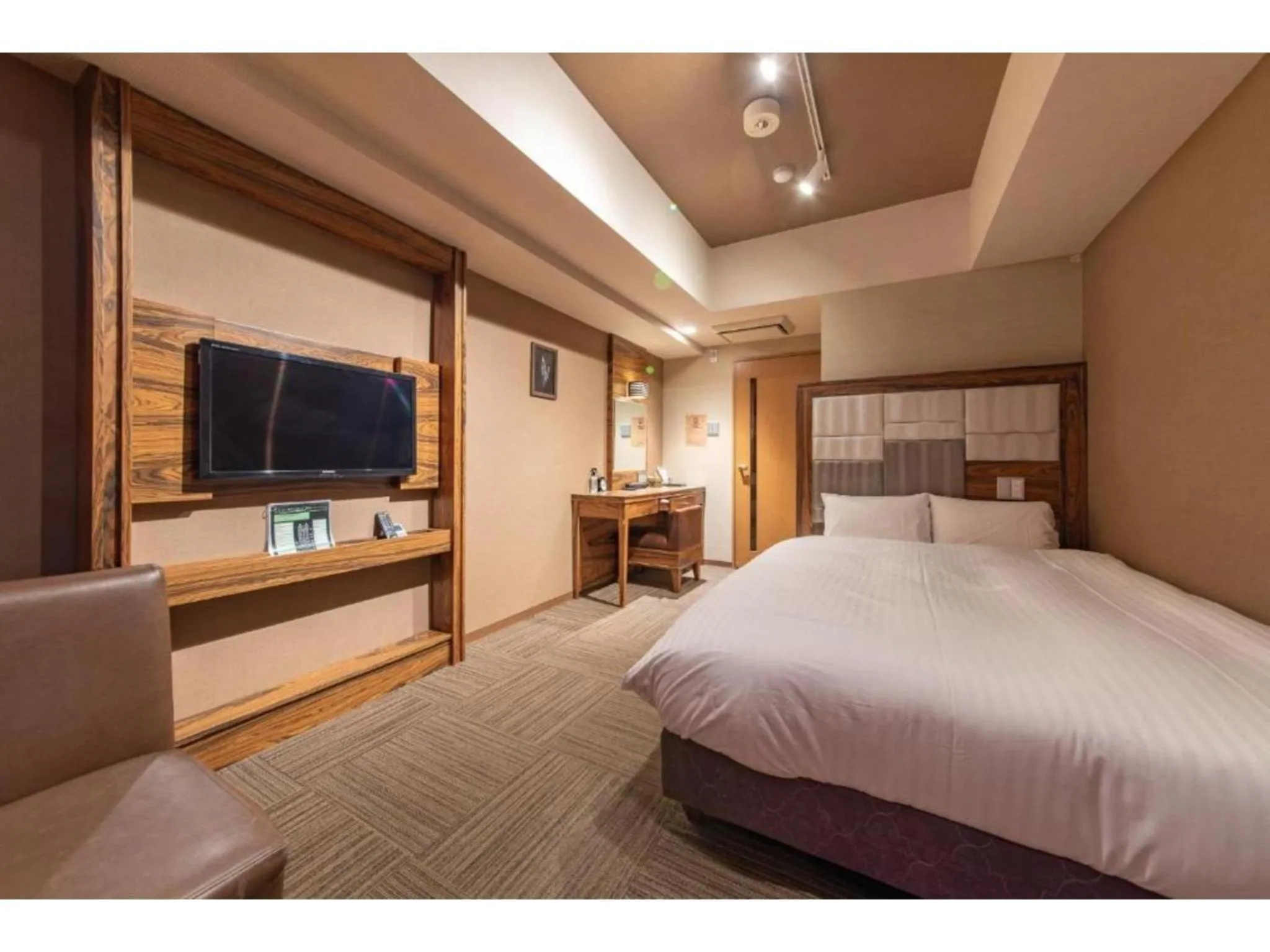 Bed in HOTEL RELIEF Namba Daikokuchou - Vacation STAY 33914v