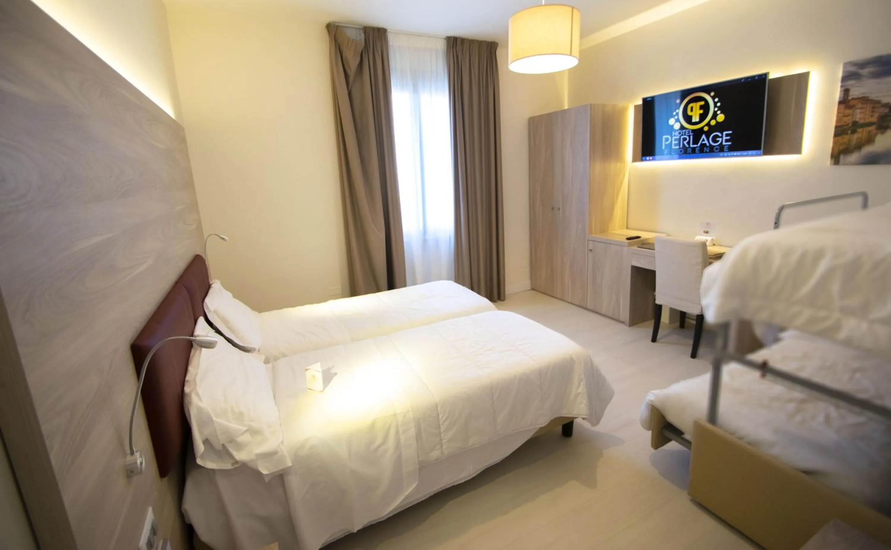 Photo of the whole room, Bed in Hotel Perlage Florence - Free city tax with Private Parking & Fast Wifi