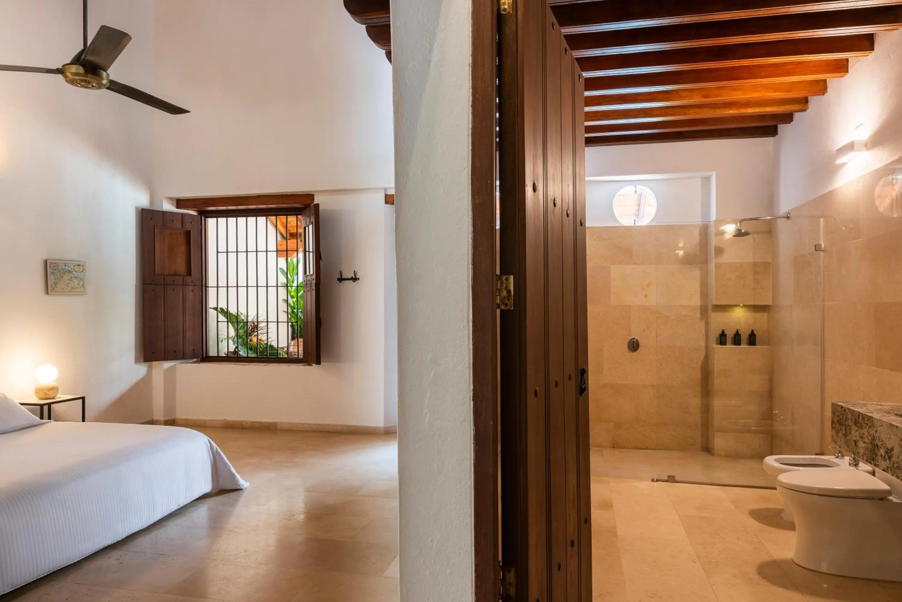 Shower, Bed in Karakali Boutique Hotel