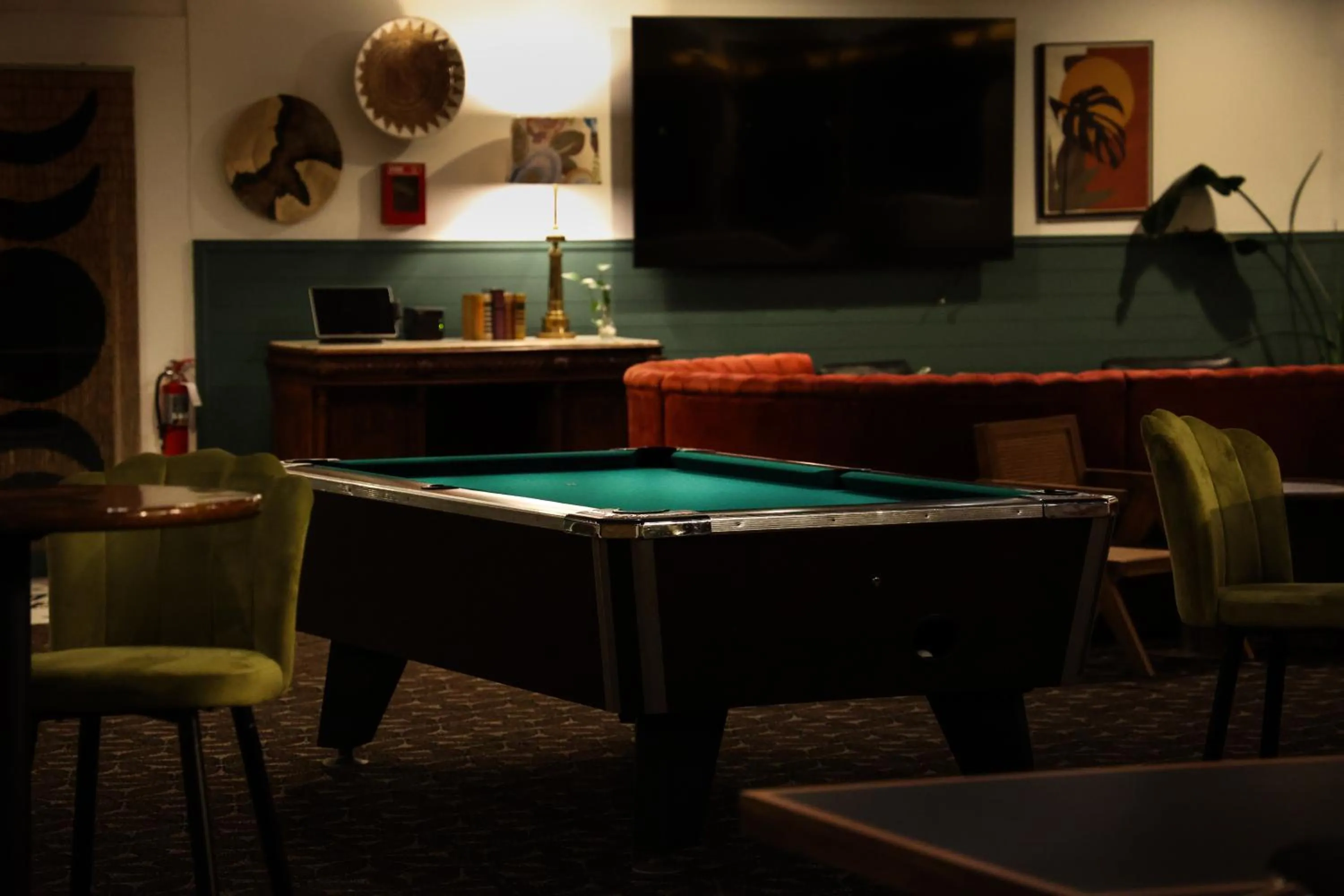 Restaurant/places to eat in The Boulder Broker