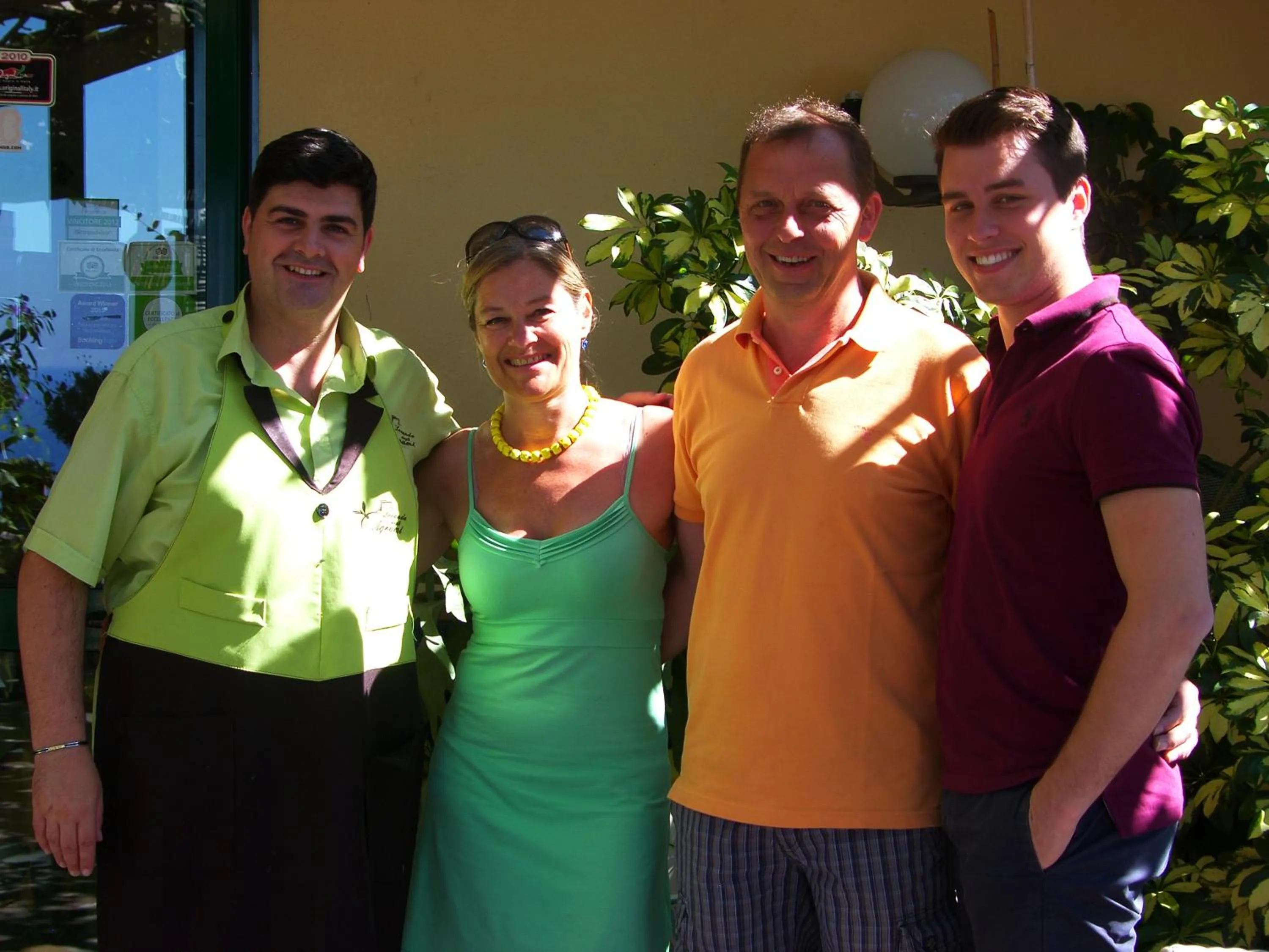group of guests in Locanda Degli Agrumi