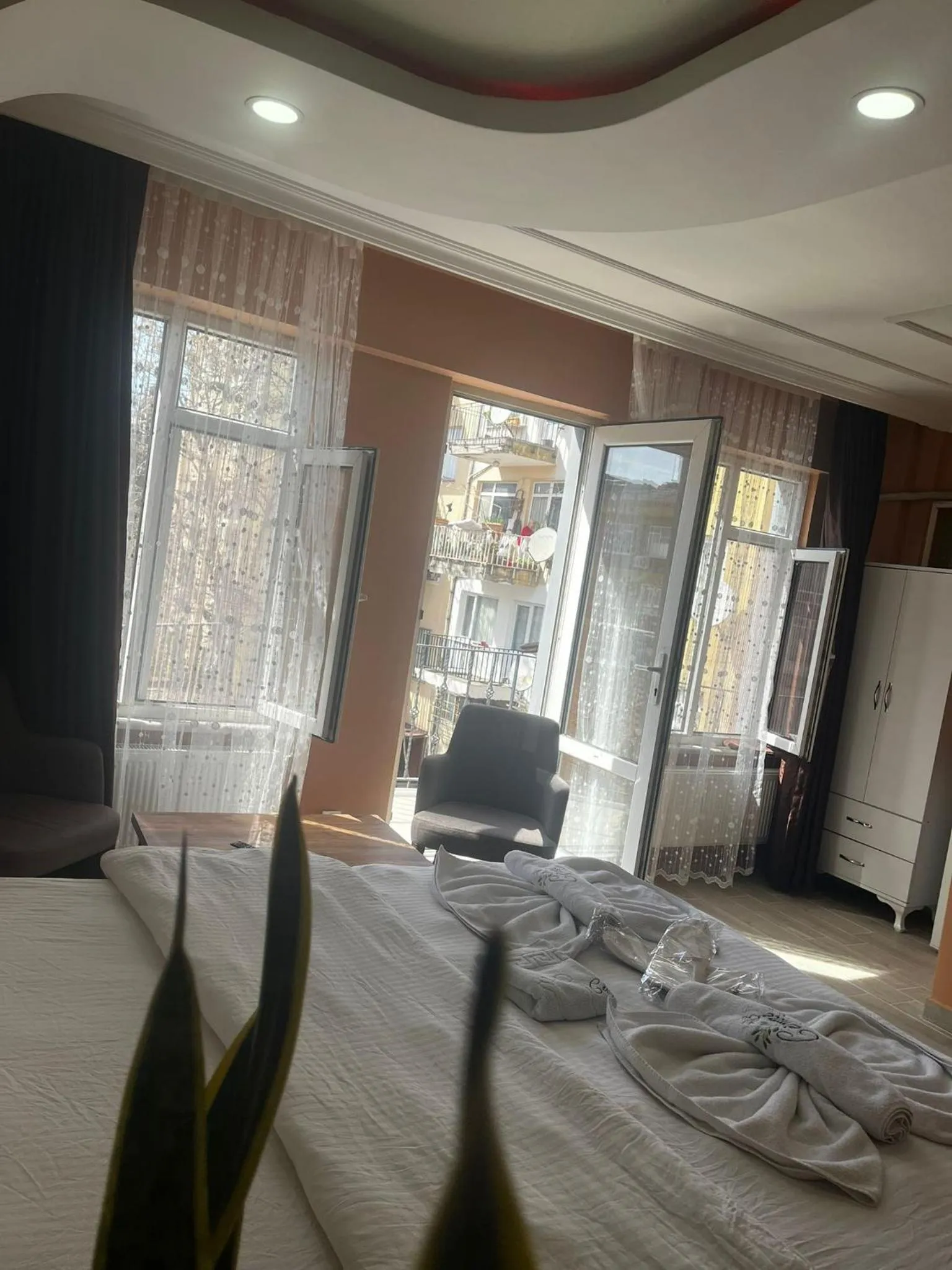 Balcony/Terrace, Bed in CEMRE SUIT