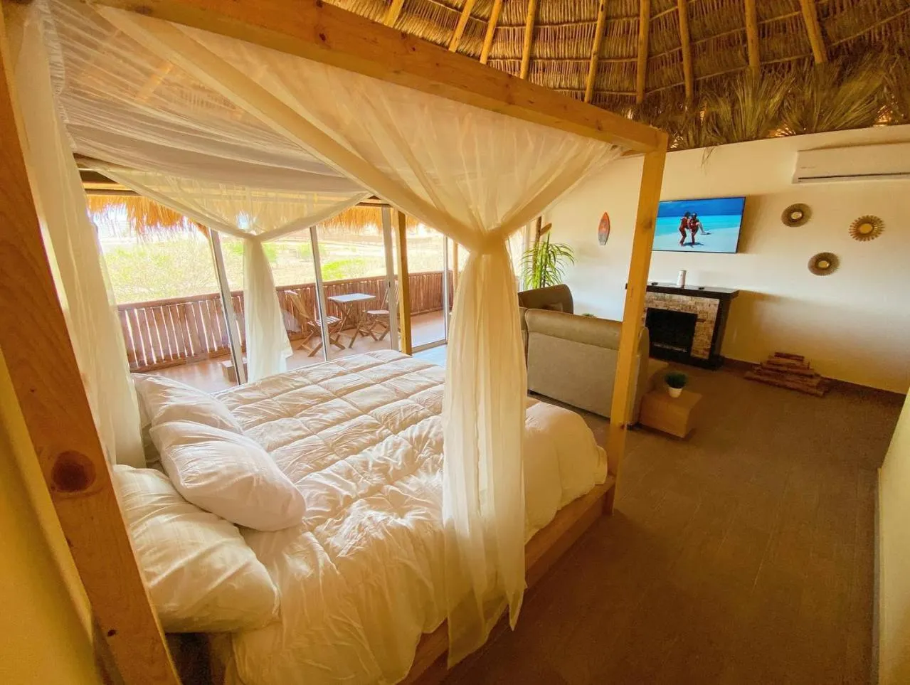 Bed in Palm Valley Cabins