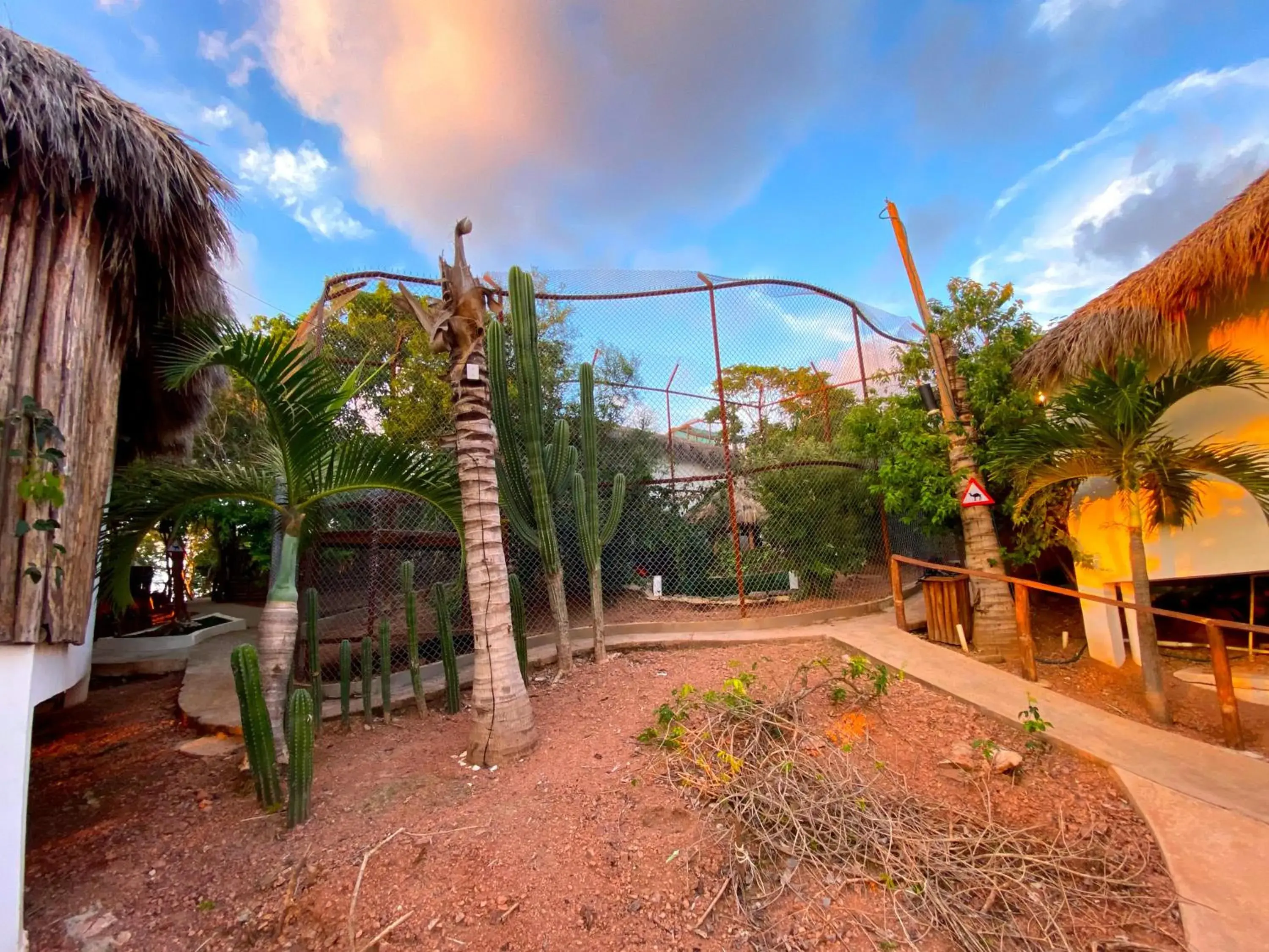 Property building in Palm Valley Cabins Property building in Palm Valley Cabins