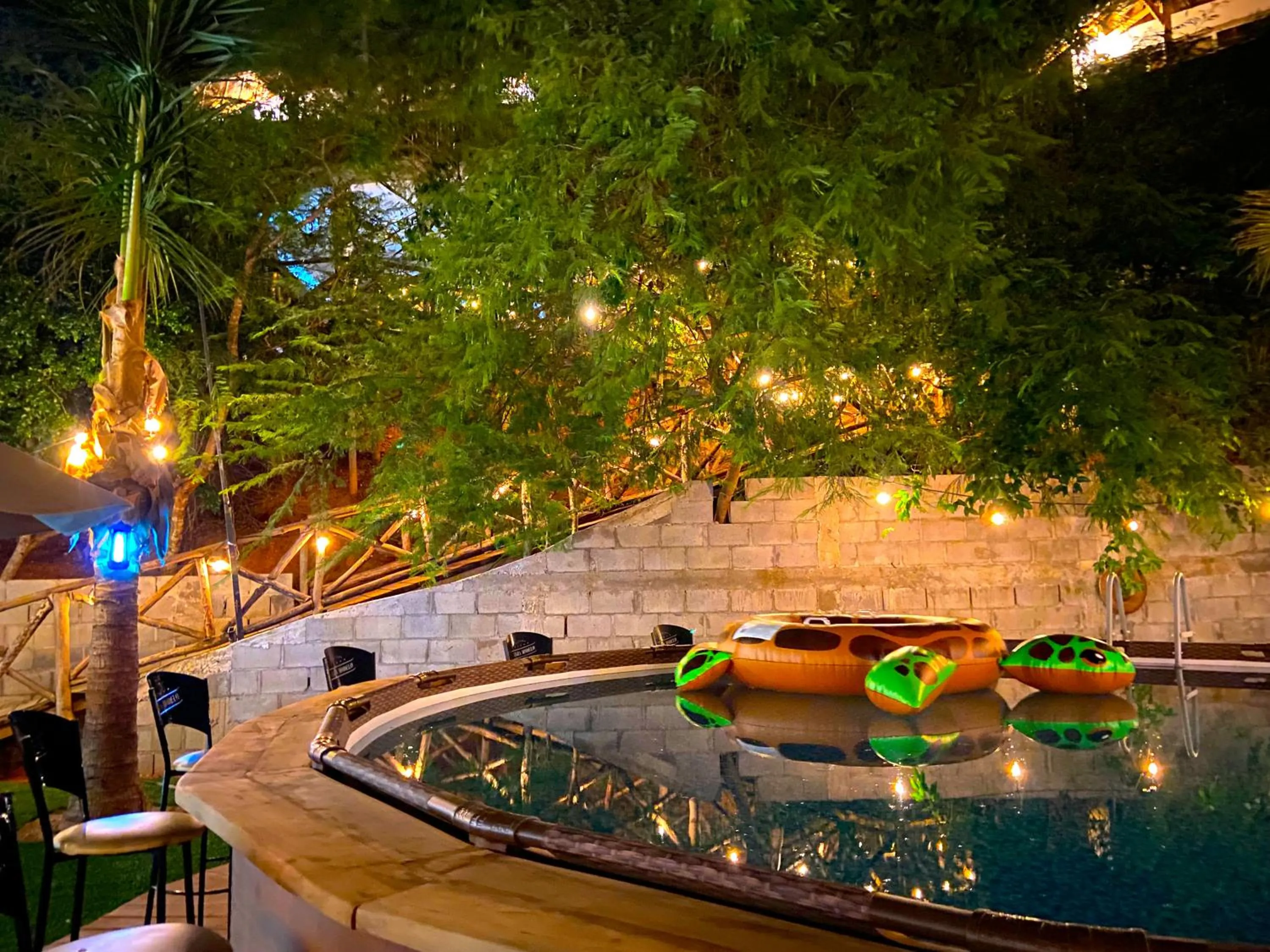 Patio in Palm Valley Cabins