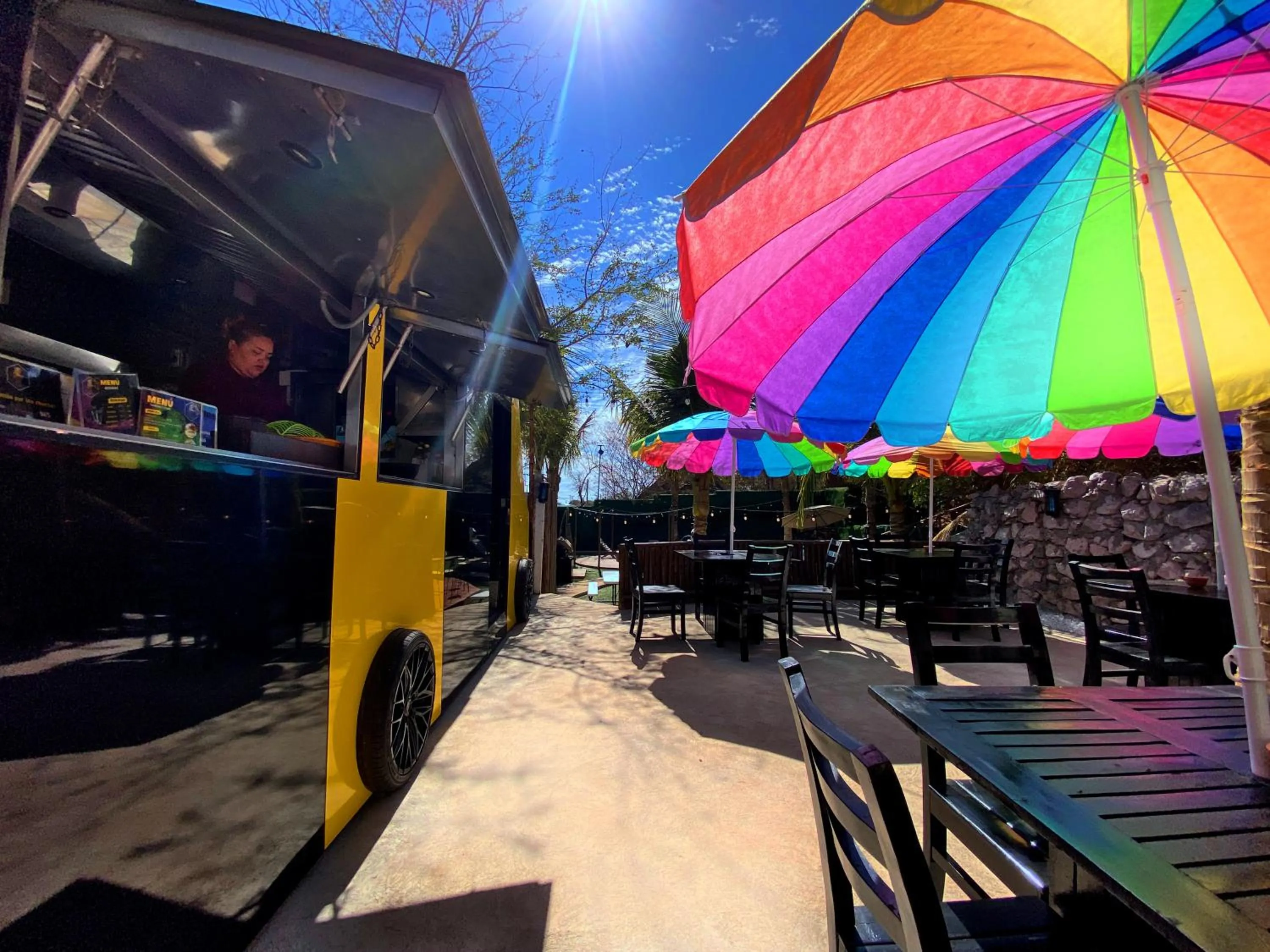 Restaurant/places to eat in Palm Valley Cabins