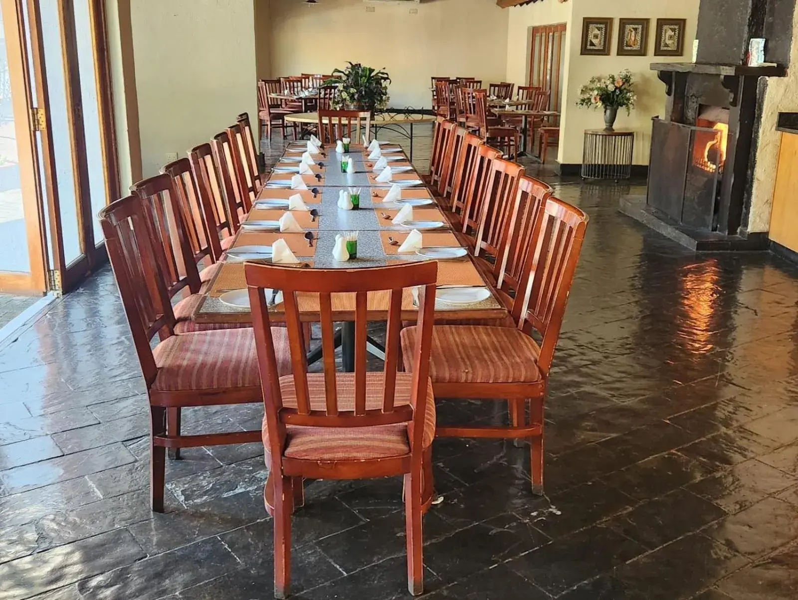 Restaurant/places to eat in Shumba Valley Lodge Lanseria Airport Restaurant/places to eat in Shumba Valley Lodge Lanseria Airport