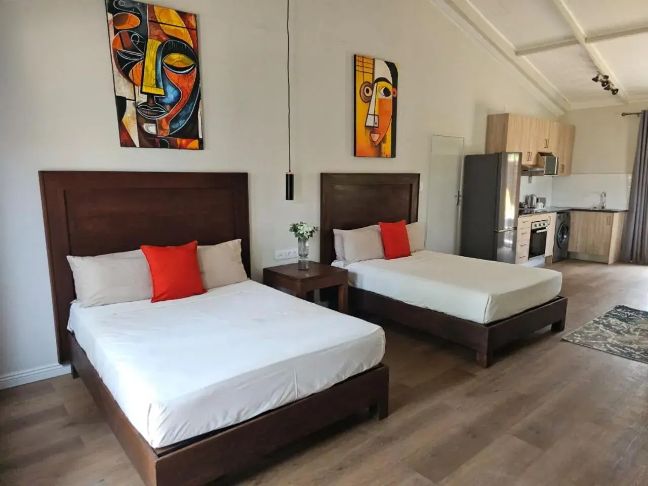 Bed in Shumba Valley Lodge Lanseria Airport Bed in Shumba Valley Lodge Lanseria Airport