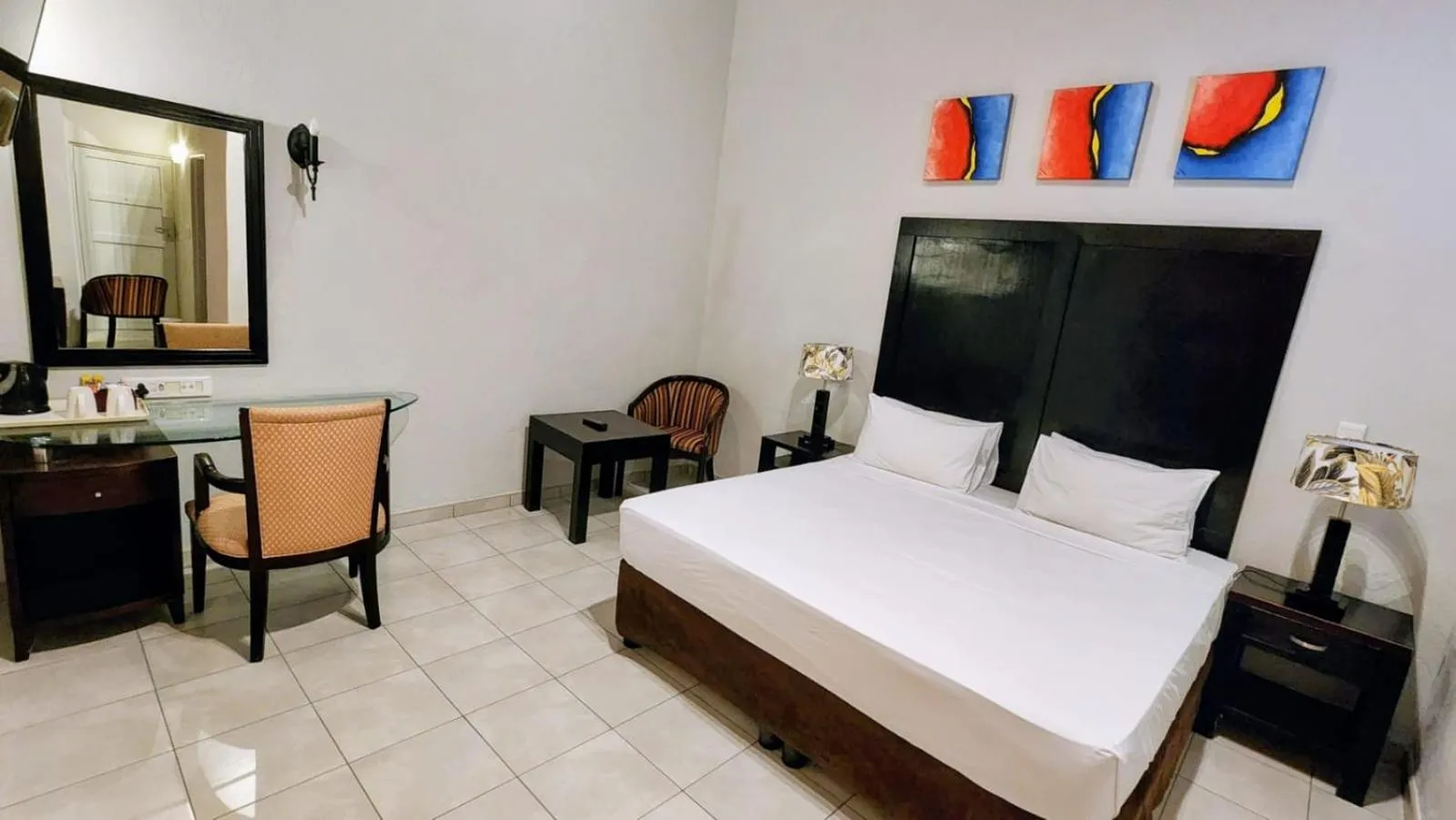 Shumba Valley Lodge Lanseria Airport