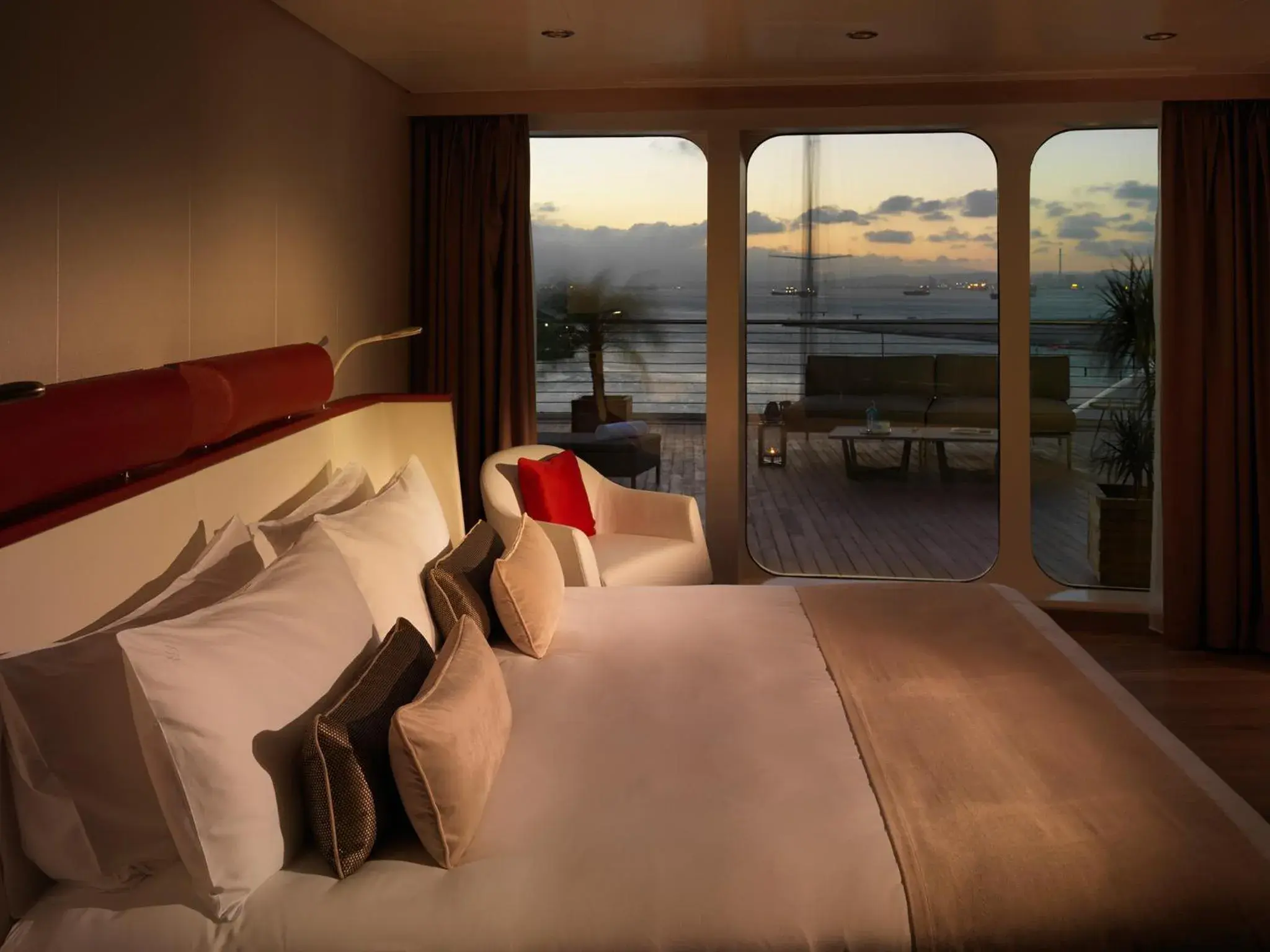 Suite with Sea View in Sunborn Gibraltar Suite with Sea View in Sunborn Gibraltar
