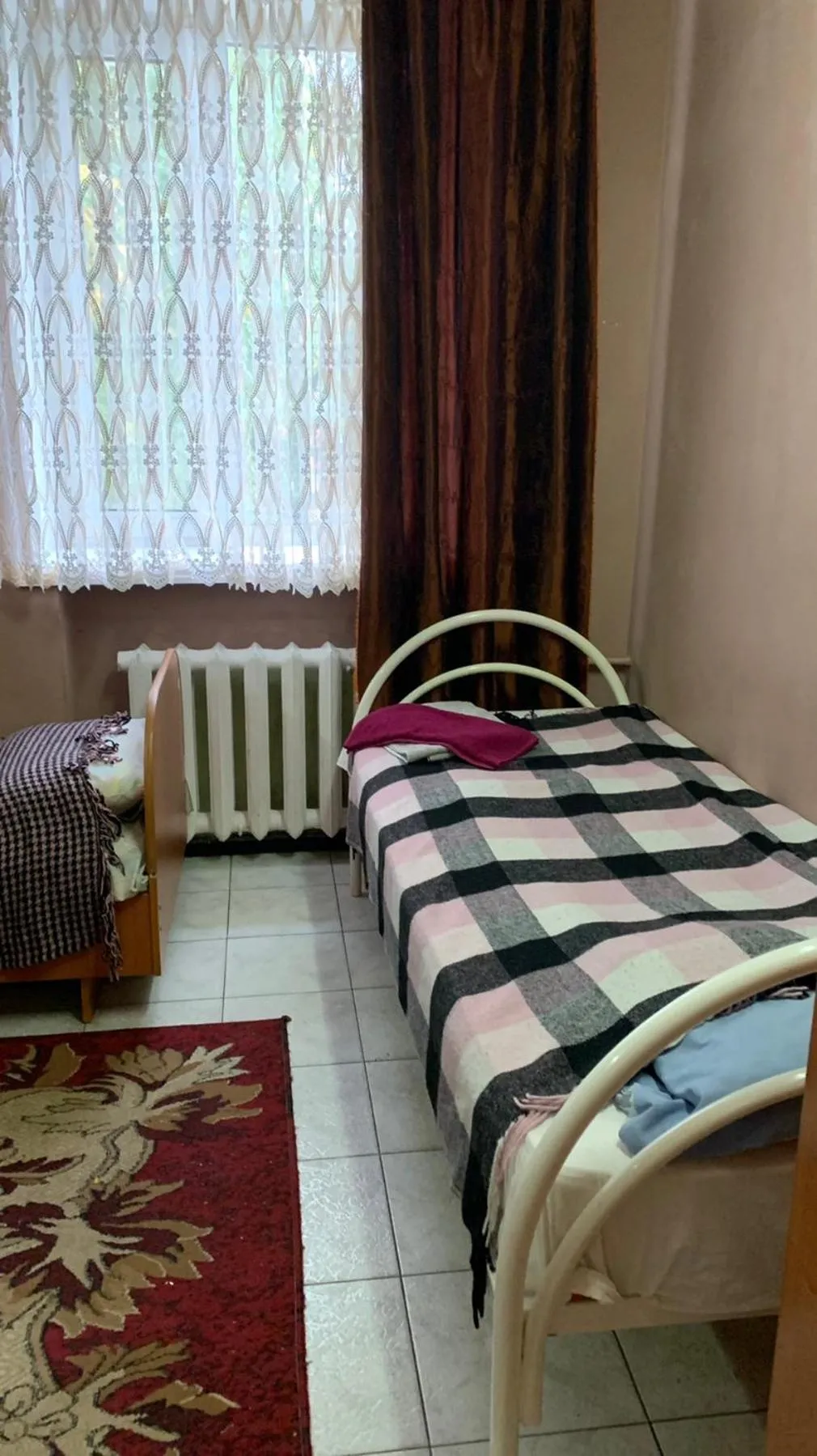 Family Room with Shared Bathroom - single occupancy in Hotel Uyut