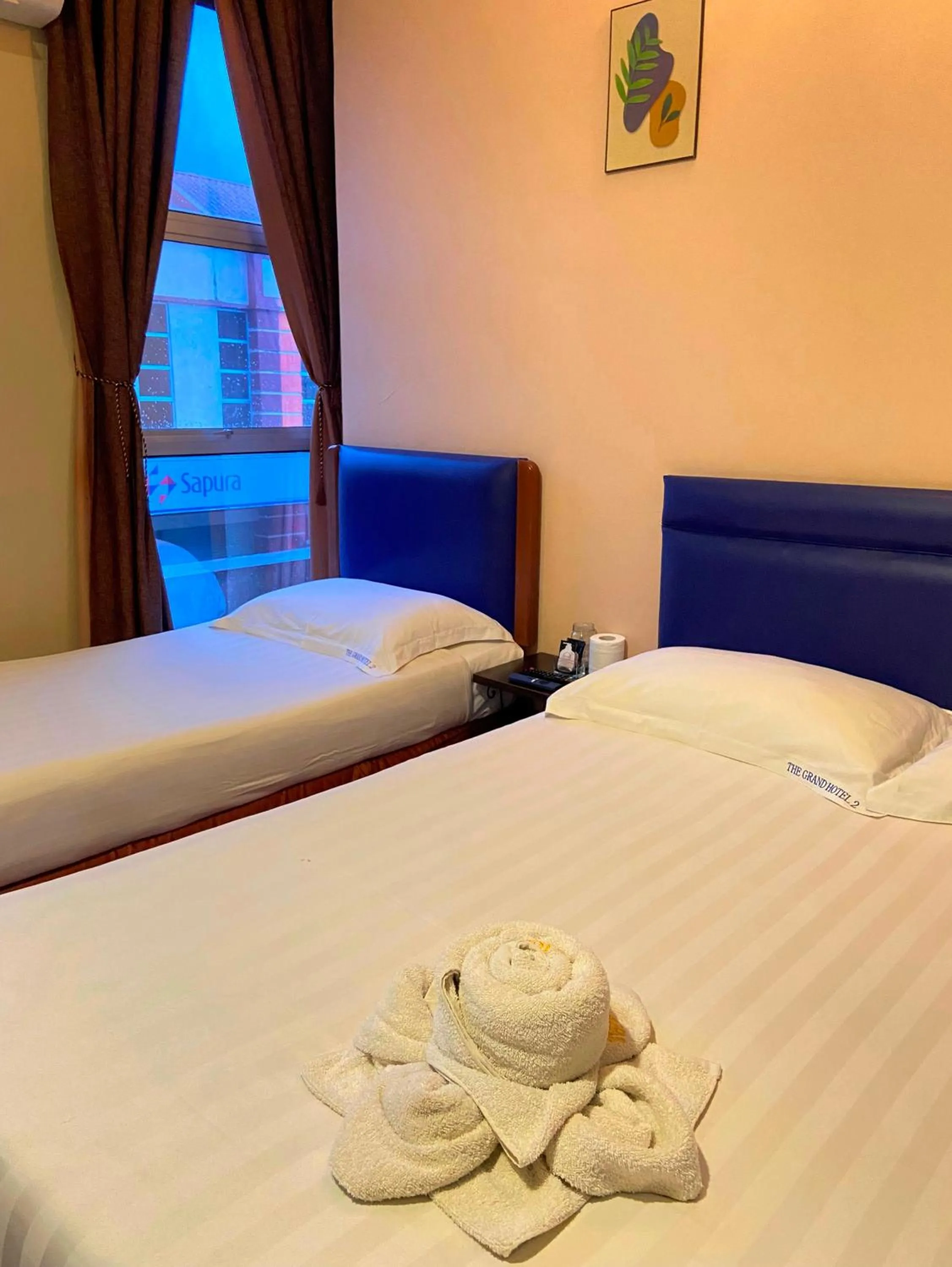 Bed in The Grand Hotel 2