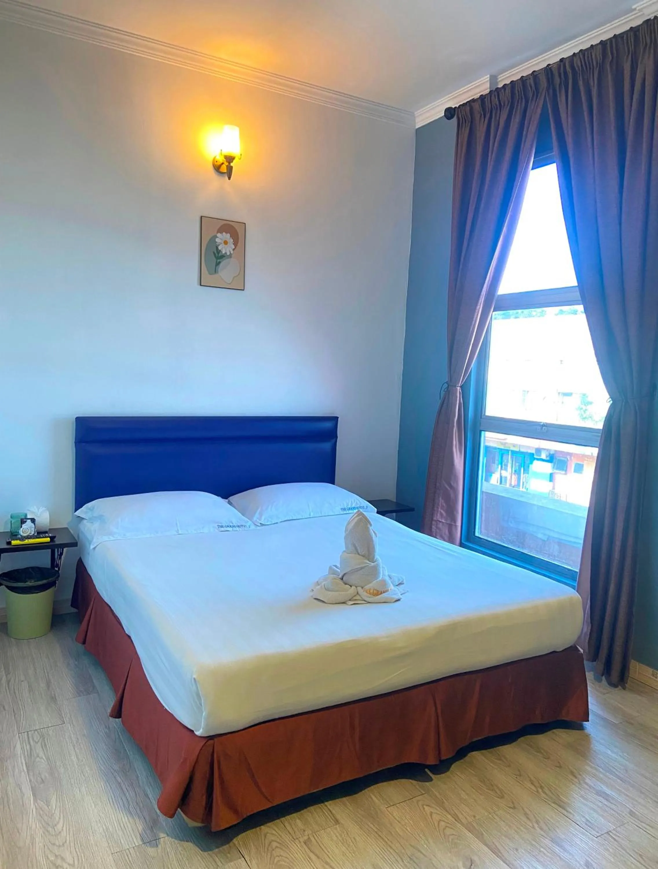 Bed in The Grand Hotel 2