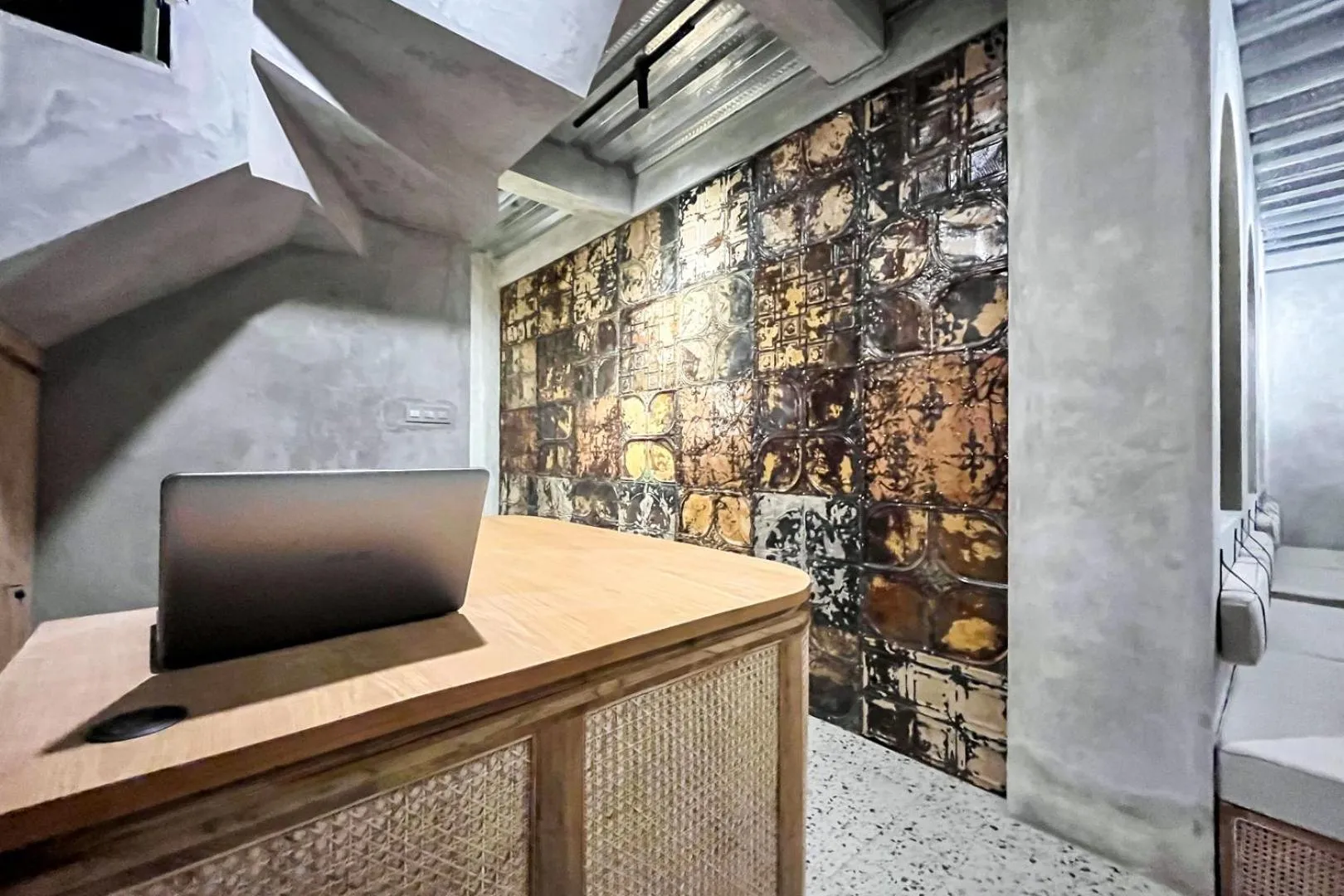 Lobby or reception in Rattanhaus R Signature Mitra RedDoorz