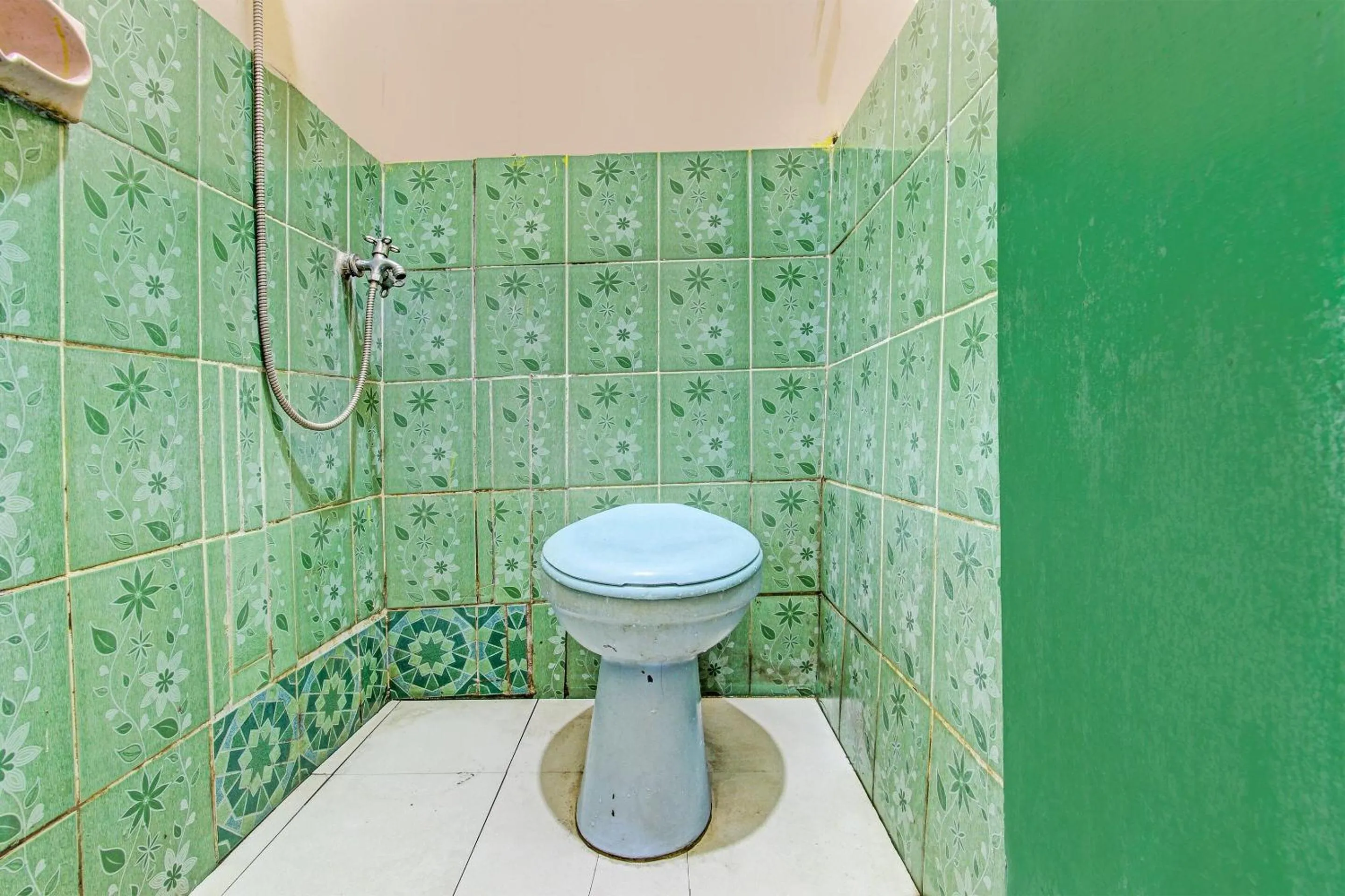 Bathroom in Hotel O Indah Arum