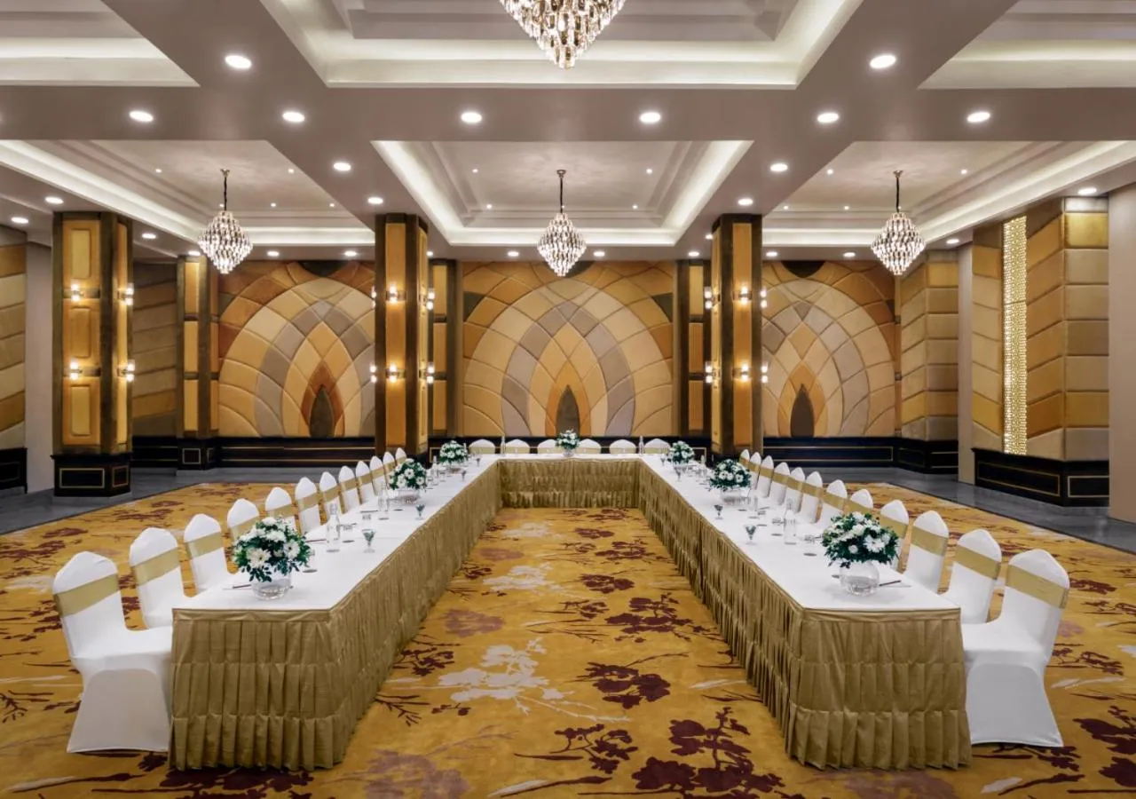 Restaurant/places to eat in juSTa Ssatva Resort, Udaipur