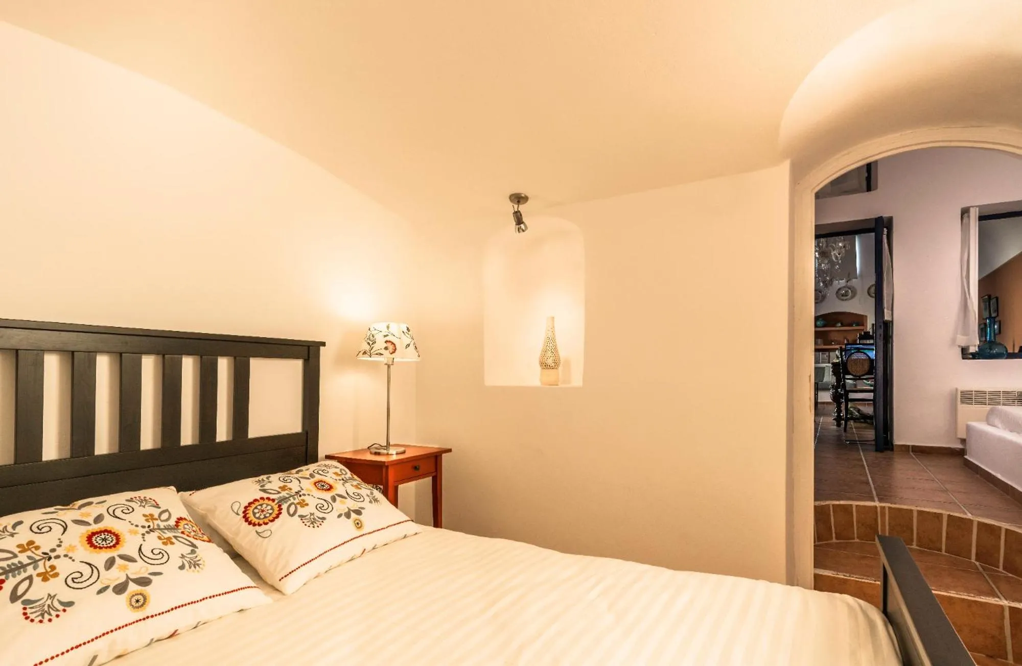 Bedroom, Bed in Astraea House