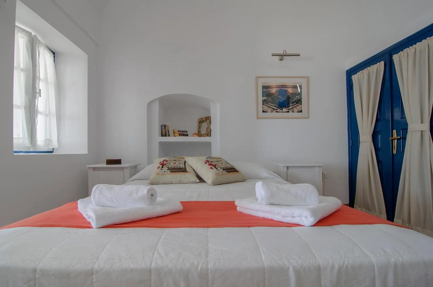 Bedroom, Bed in Astraea House